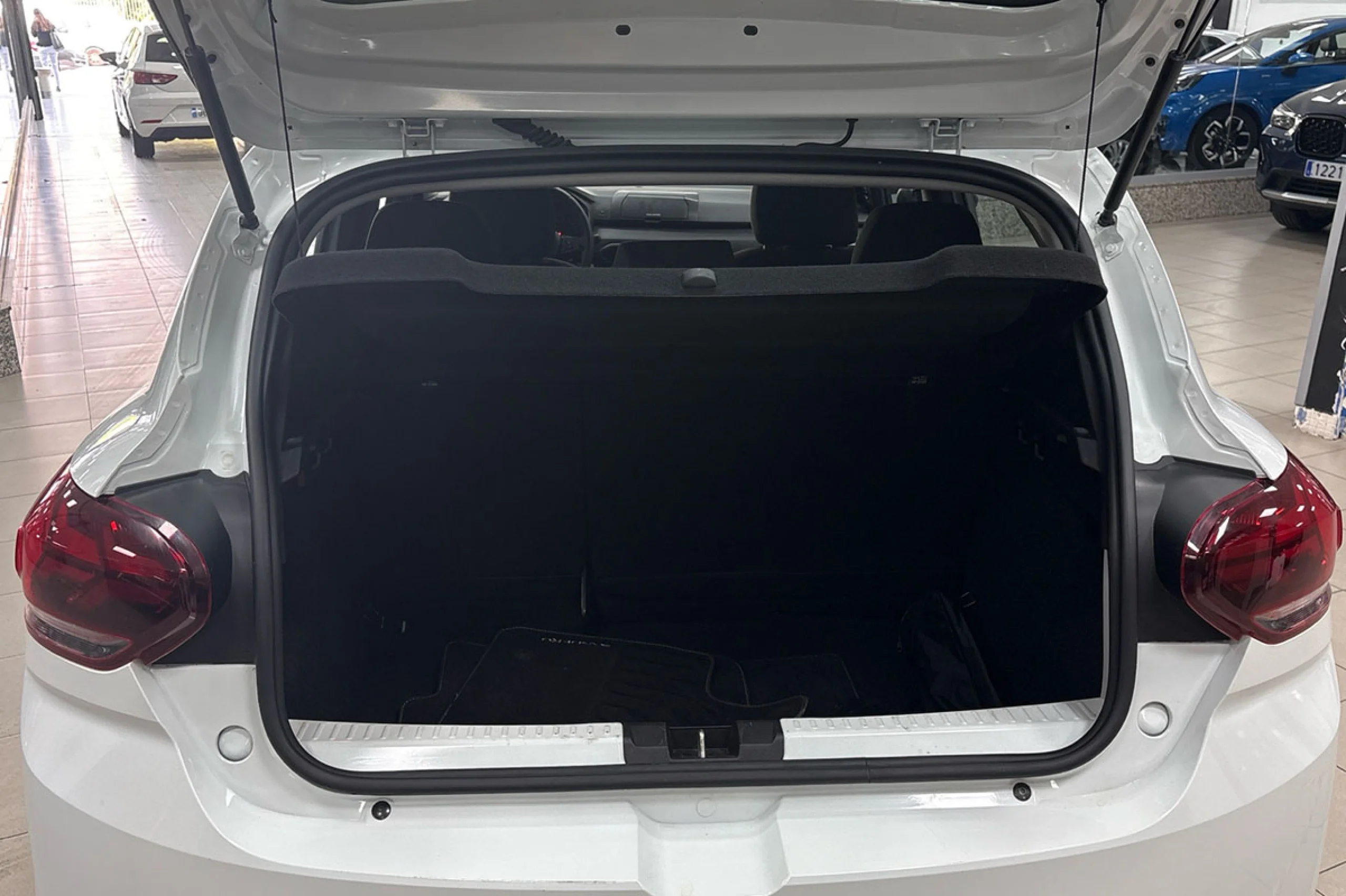 Dacia Sandero Essential SCe 49kW 65CV - Foto 9