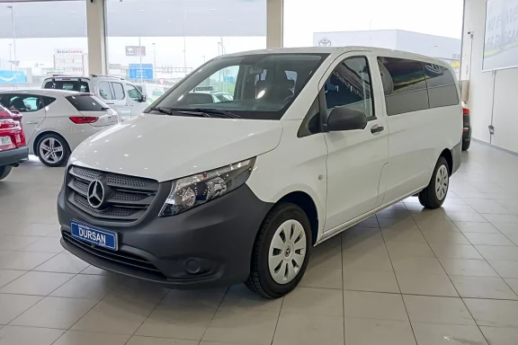 Mercedes-Benz Vito MERCEDES-BENZ Vito 111 CDI Tourer Base Larga