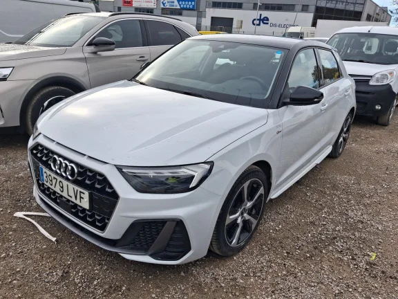 Audi A1 Sportback Adrenalin 30 TFSI 81kW S tron