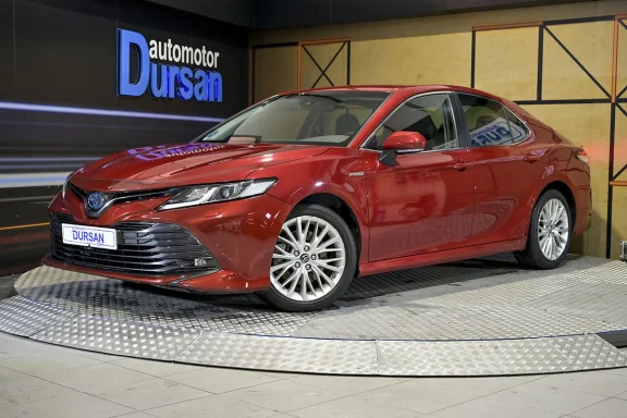 Toyota Camry 2.5 220H Advance