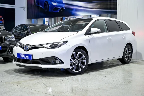 Toyota Auris 1.8 140H Feel Touring Sports