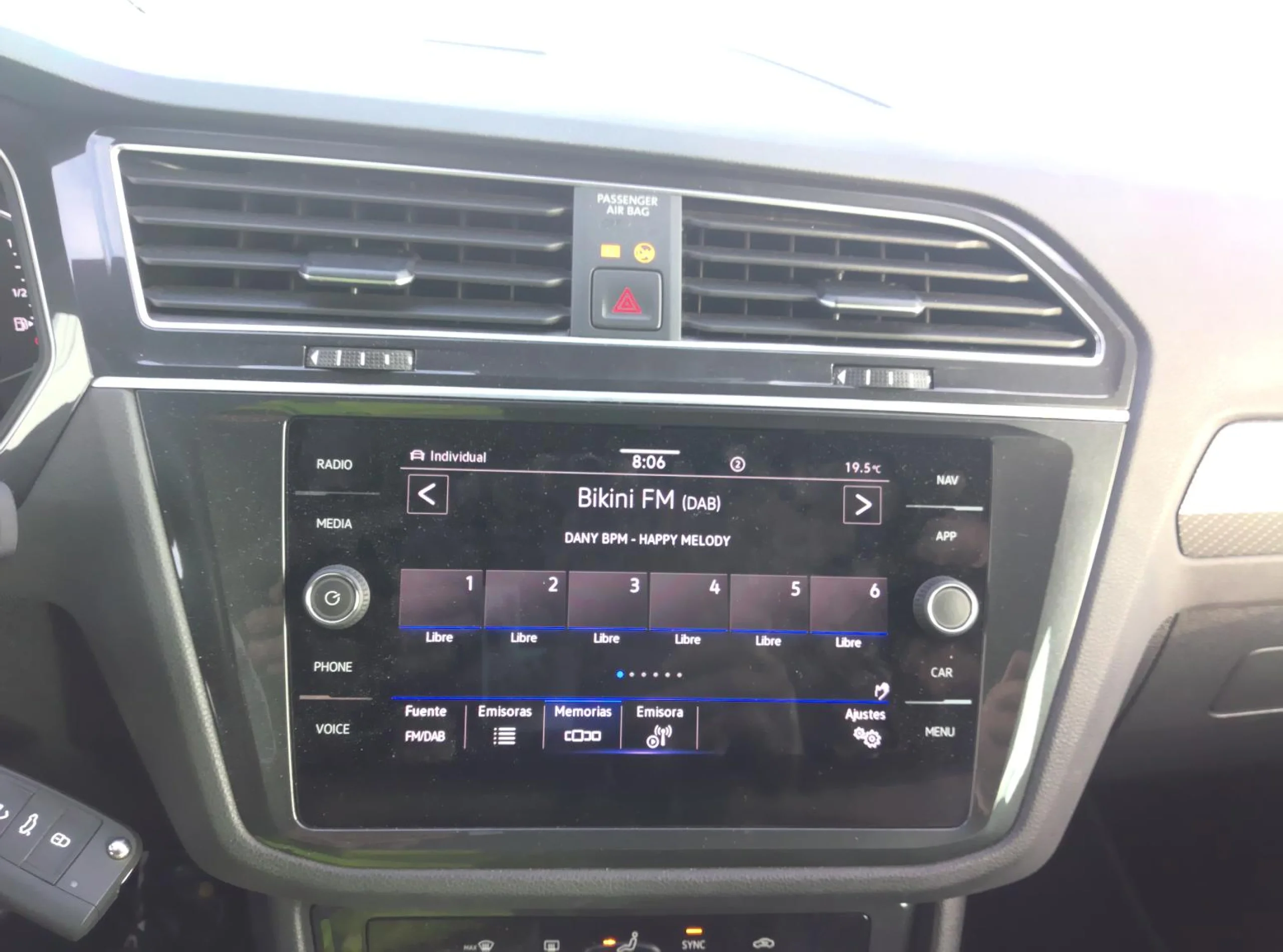 Volkswagen Tiguan R-Line 2.0 TDI 110kW (150CV) - Foto 8