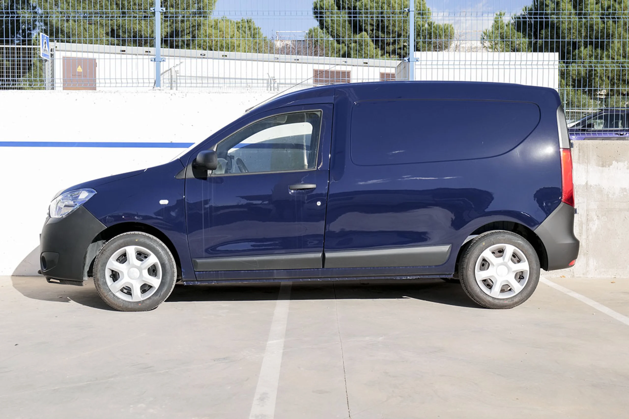 Dacia Dokker Essential 1.6 75kW 102CV GLP N1 - Foto 15