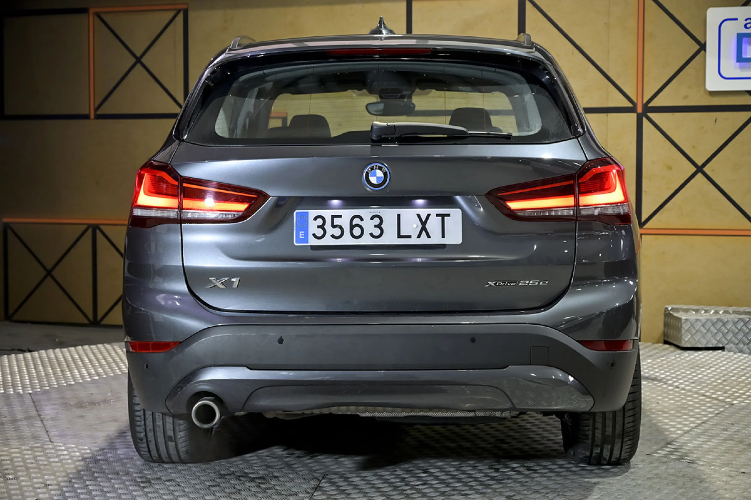 BMW X1 xDrive25e - Foto 11