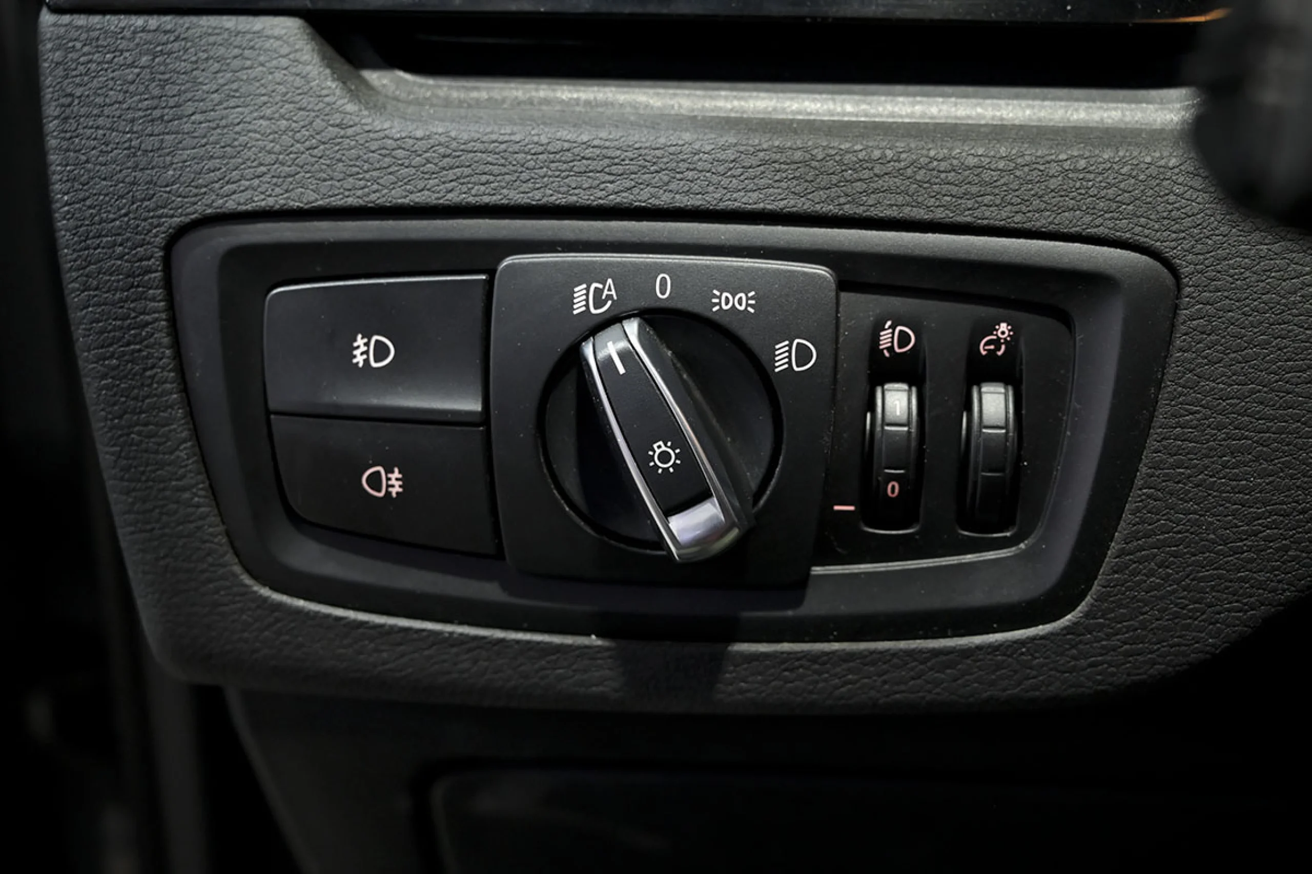 BMW X1 xDrive25e - Foto 25