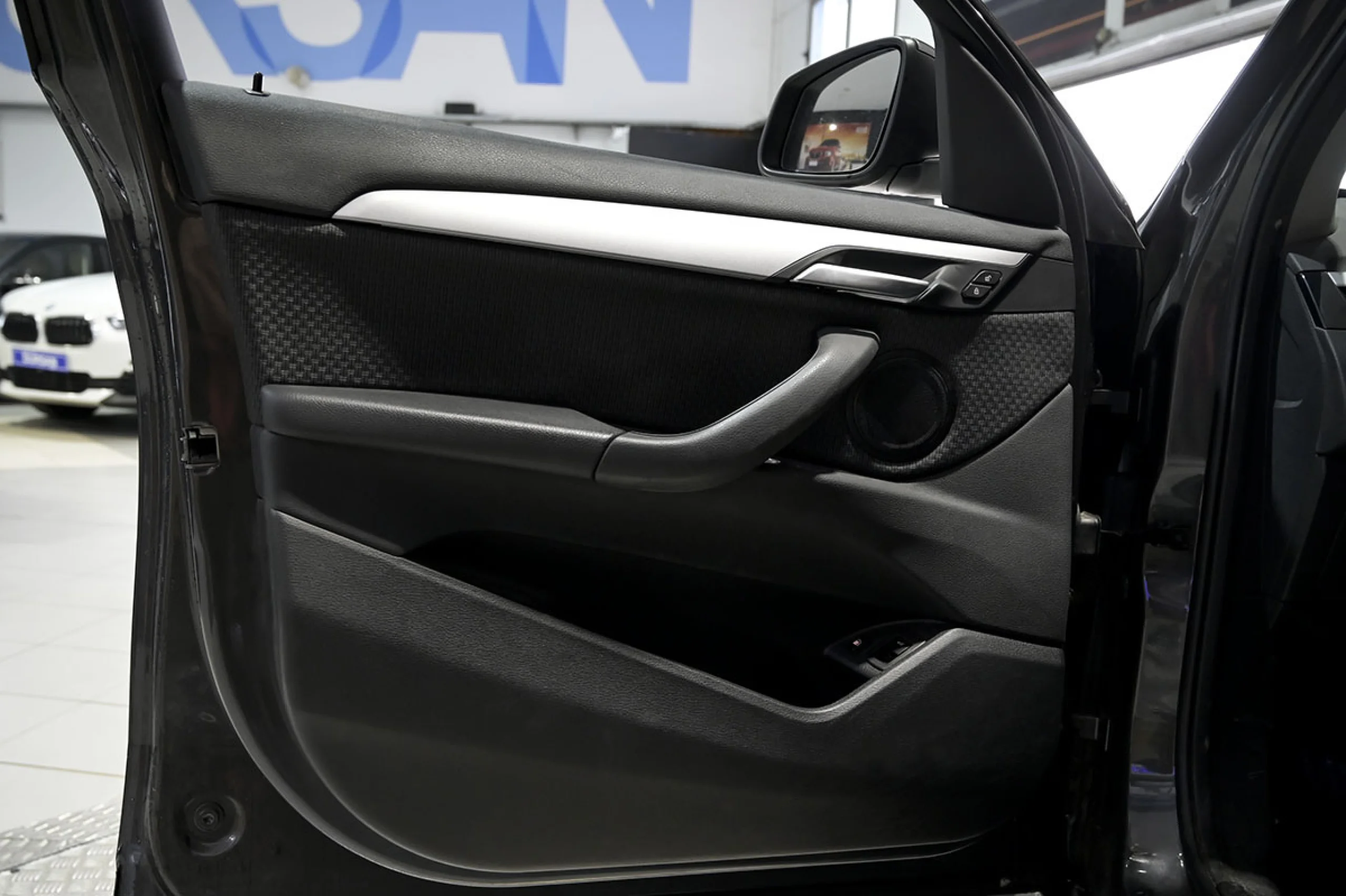 BMW X1 xDrive25e - Foto 26