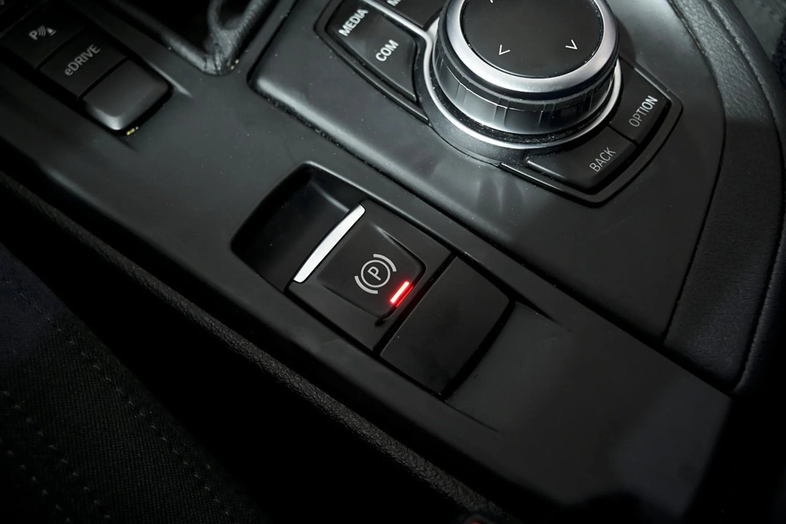 BMW X1 xDrive25e - Foto 40