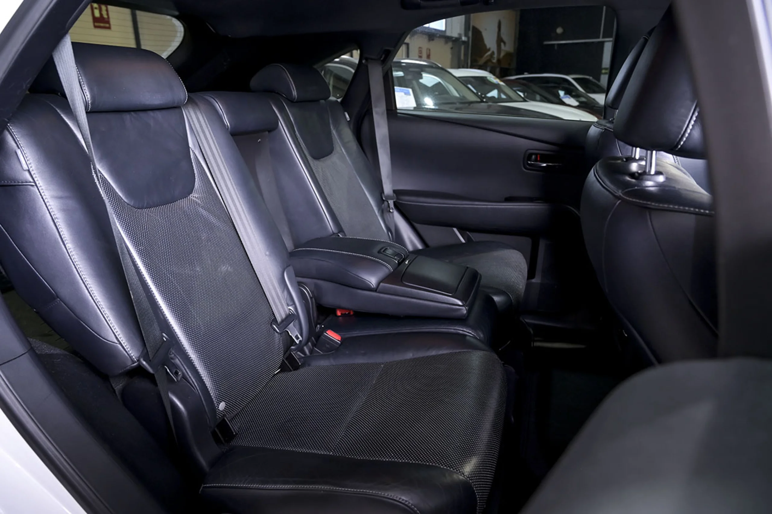 Lexus RX 450h Hybrid F Sport - Foto 20