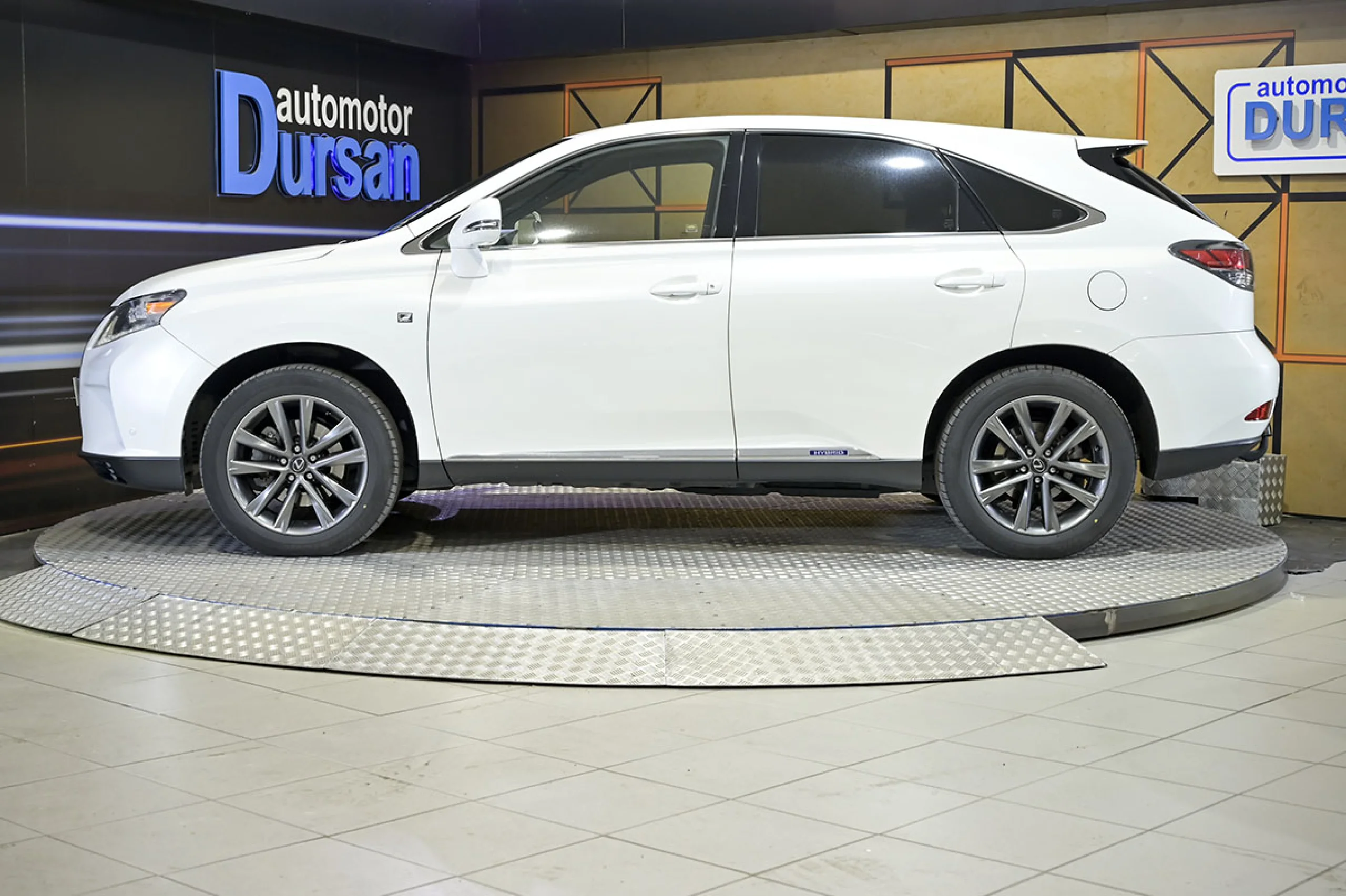 Lexus RX 450h Hybrid F Sport - Foto 21