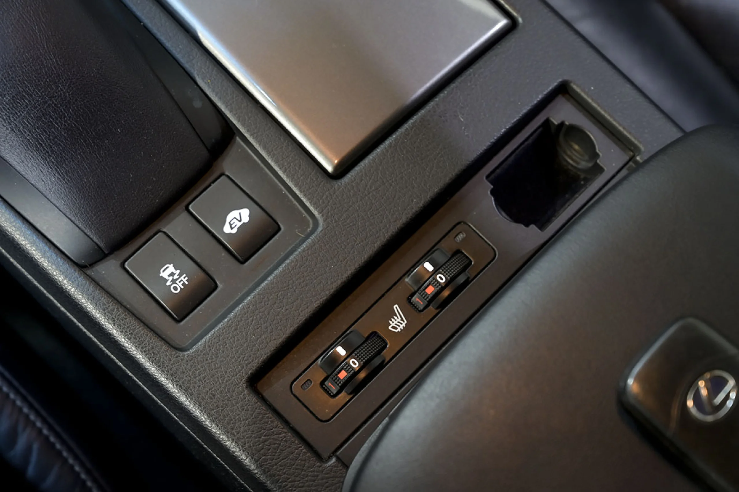 Lexus RX 450h Hybrid F Sport - Foto 39