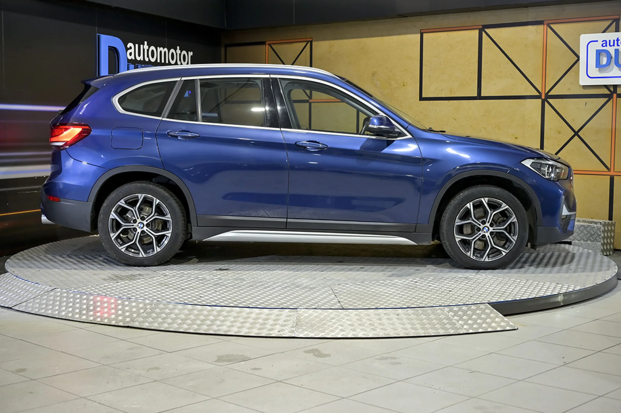 BMW X1 xDrive20dA - Foto 19