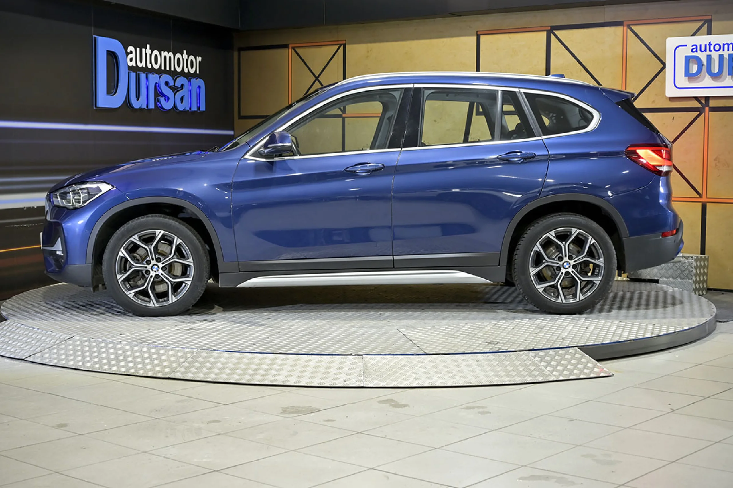 BMW X1 xDrive20dA - Foto 18