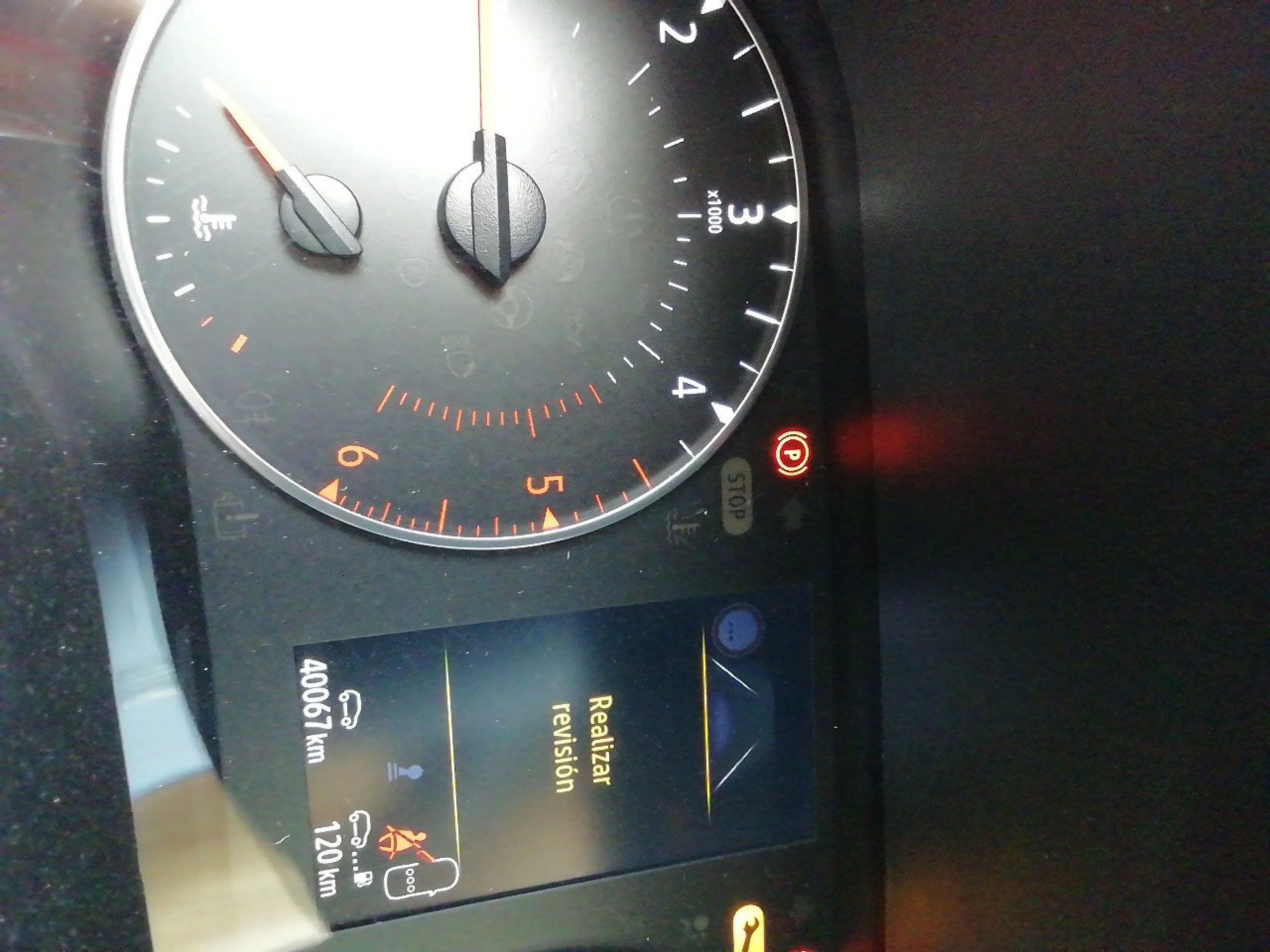 Renault Clio Equilibre Blue dCi 74kW (100CV) - Foto 8