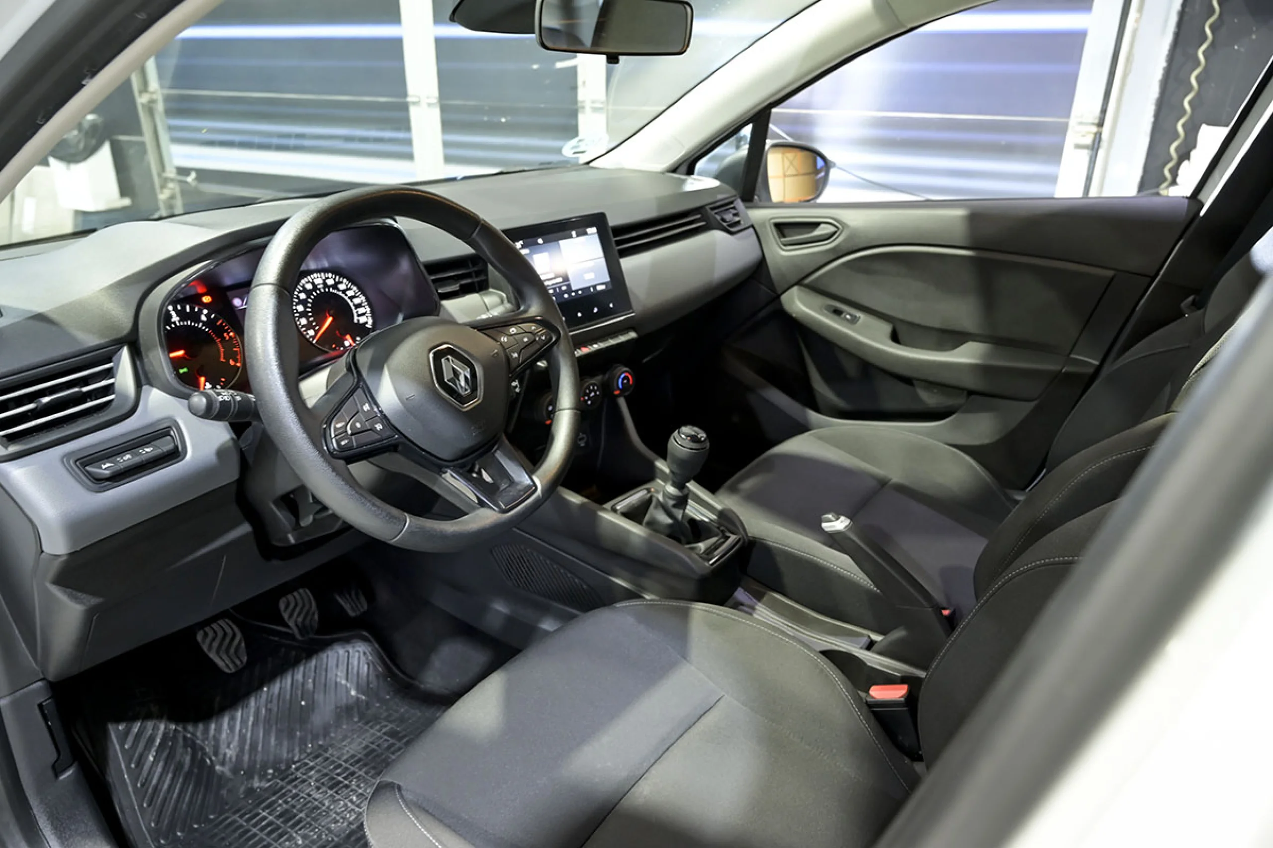 Renault Clio Business Blue dCi 74kW 100CV - Foto 6