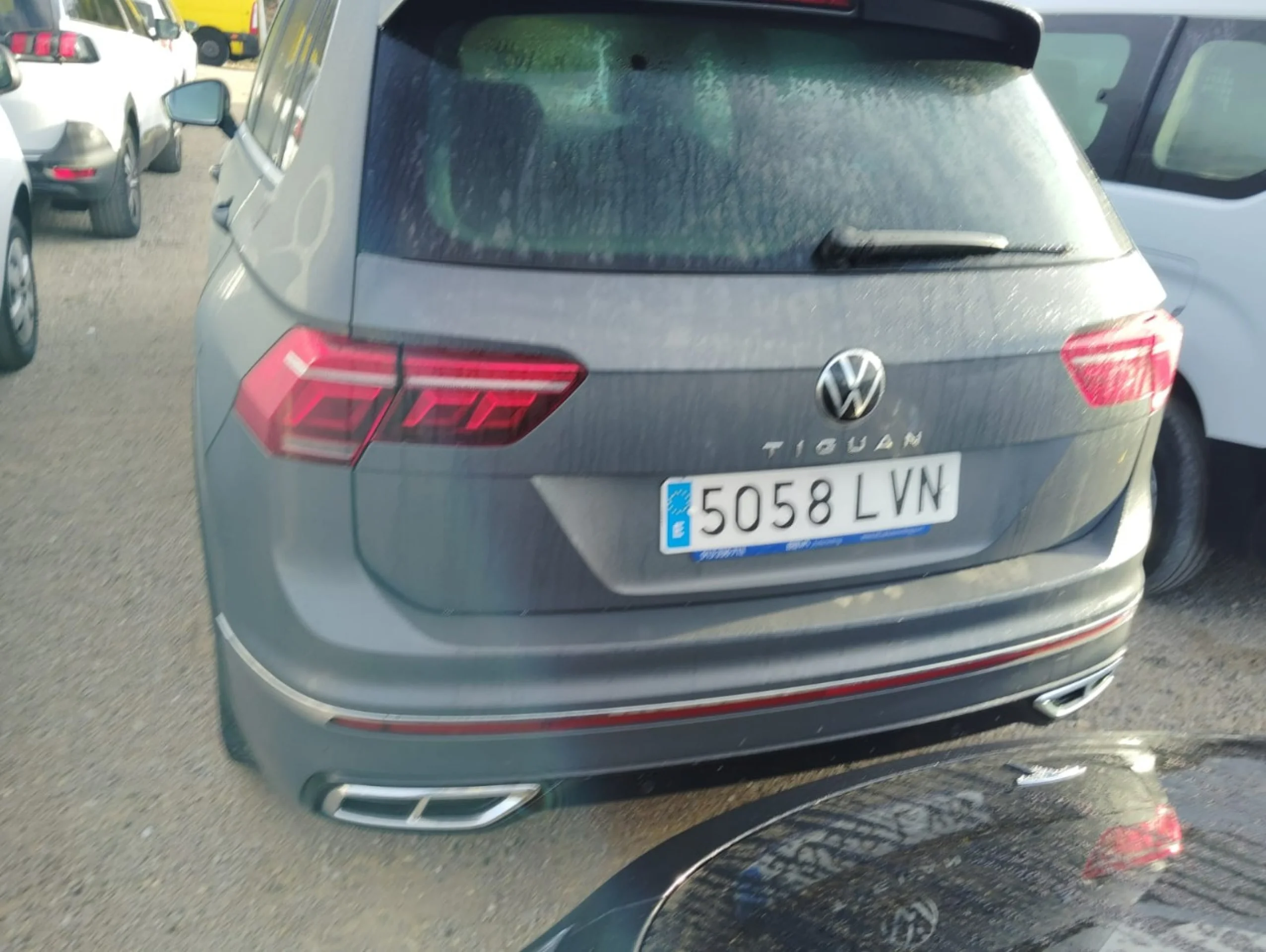 Volkswagen Tiguan R-Line 2.0 TDI 110kW (150CV) DSG - Foto 5