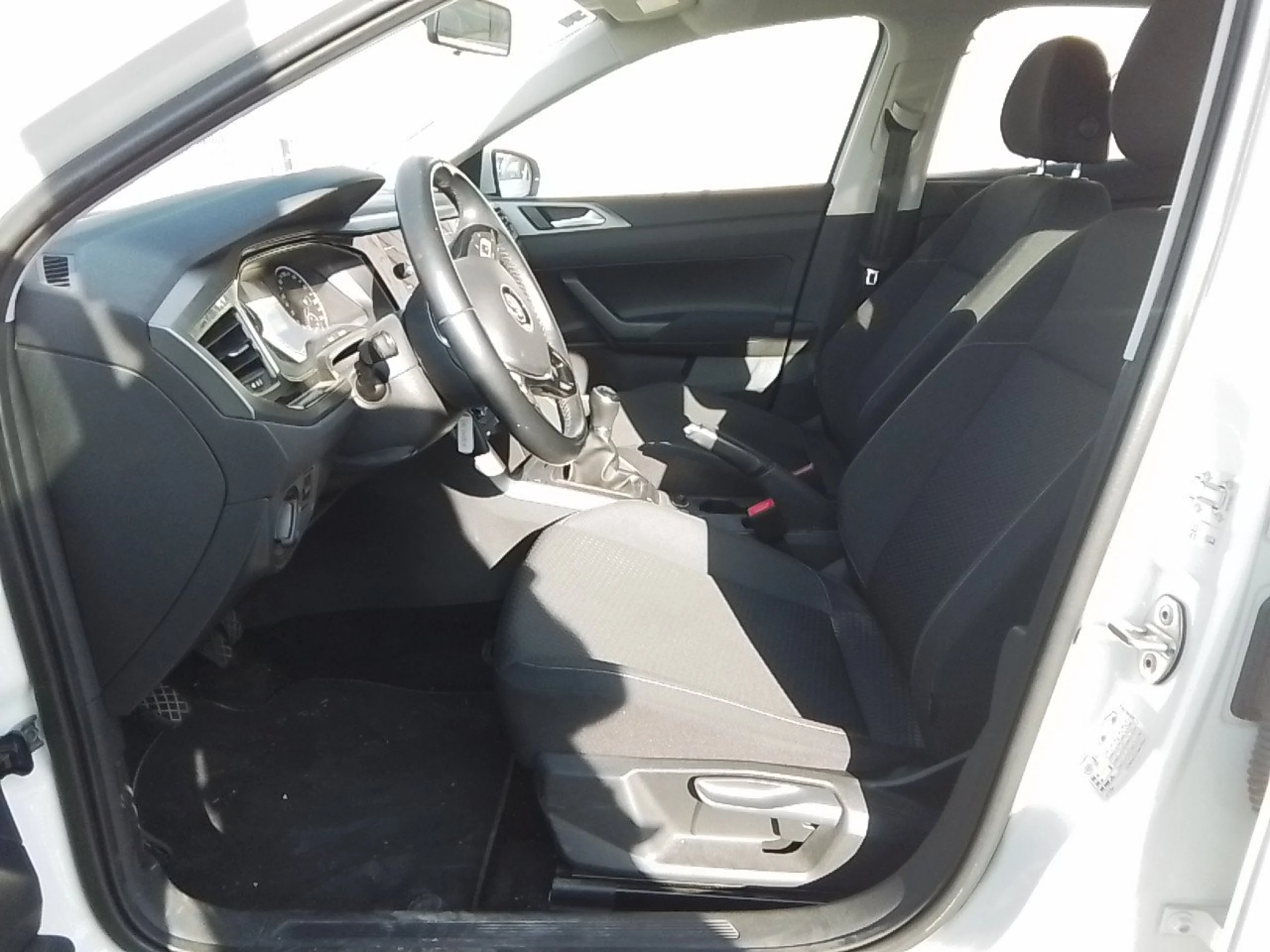 Volkswagen Polo Advance 1.0 59kW (80CV) - Foto 7