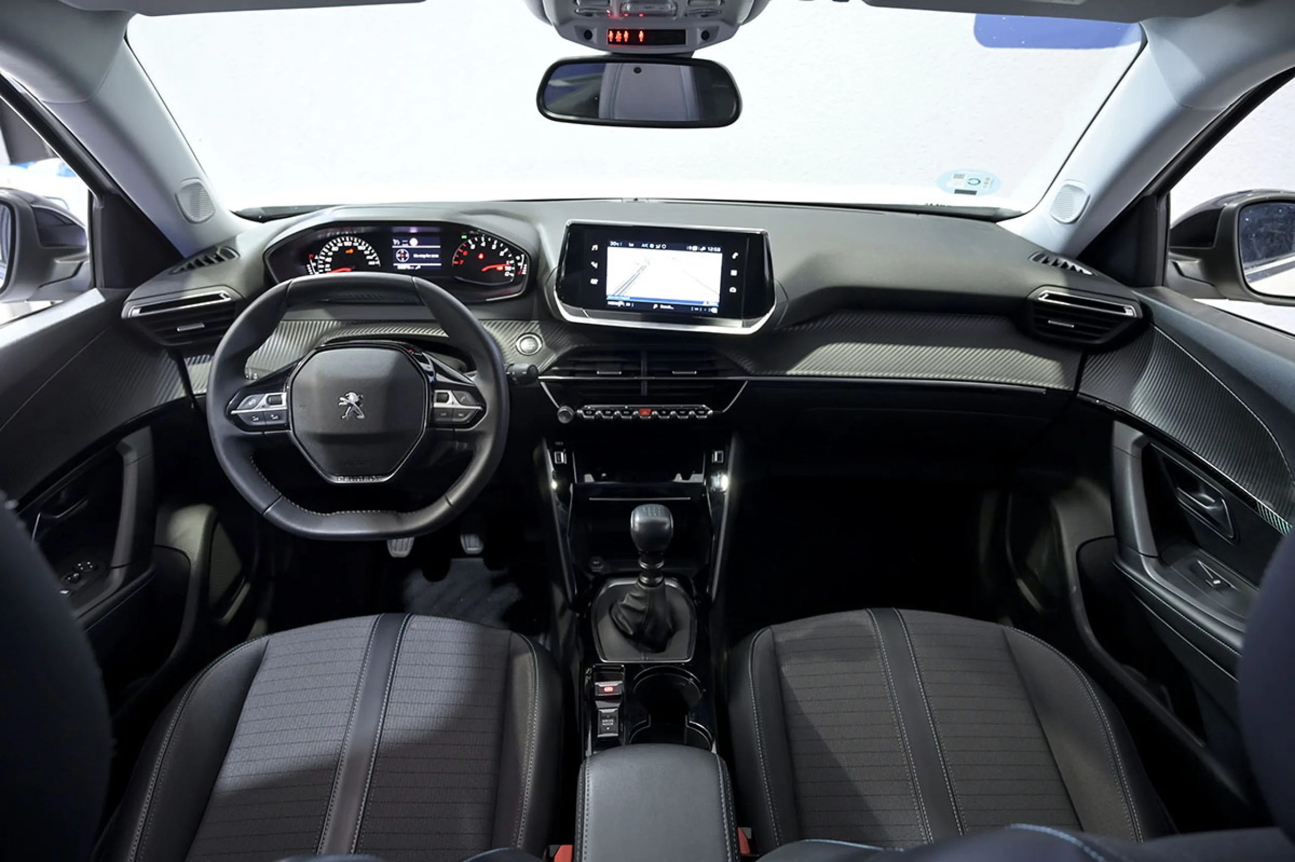 Peugeot 2008 Allure BlueHDI 81kW 110CV - Foto 8