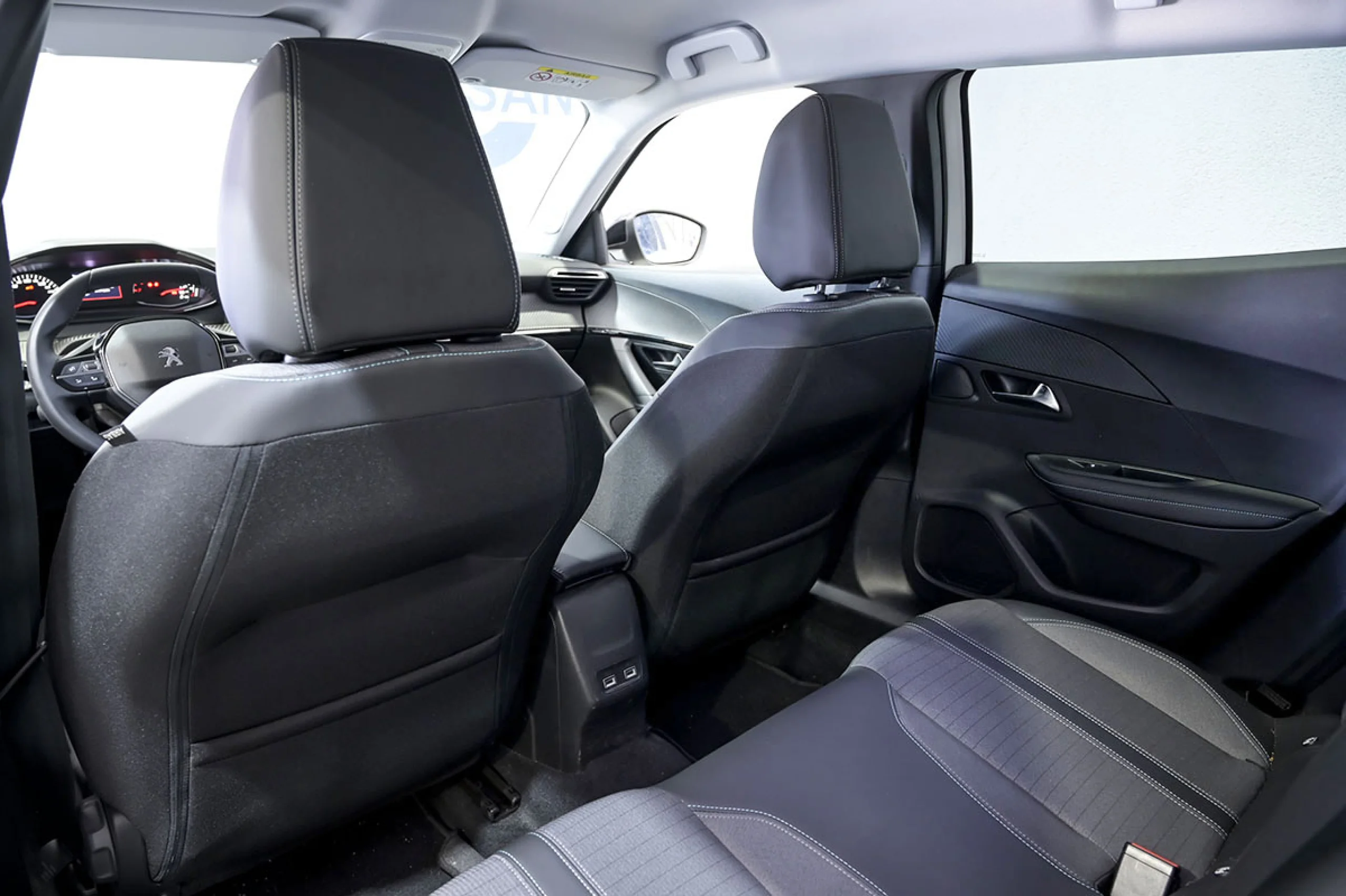 Peugeot 2008 Allure BlueHDI 81kW 110CV - Foto 16