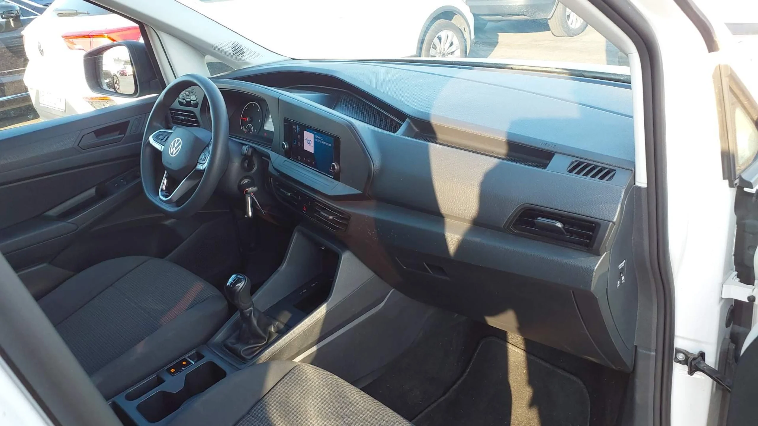 Volkswagen Caddy Kombi 2.0 TDI 75kW (102CV) - Foto 5