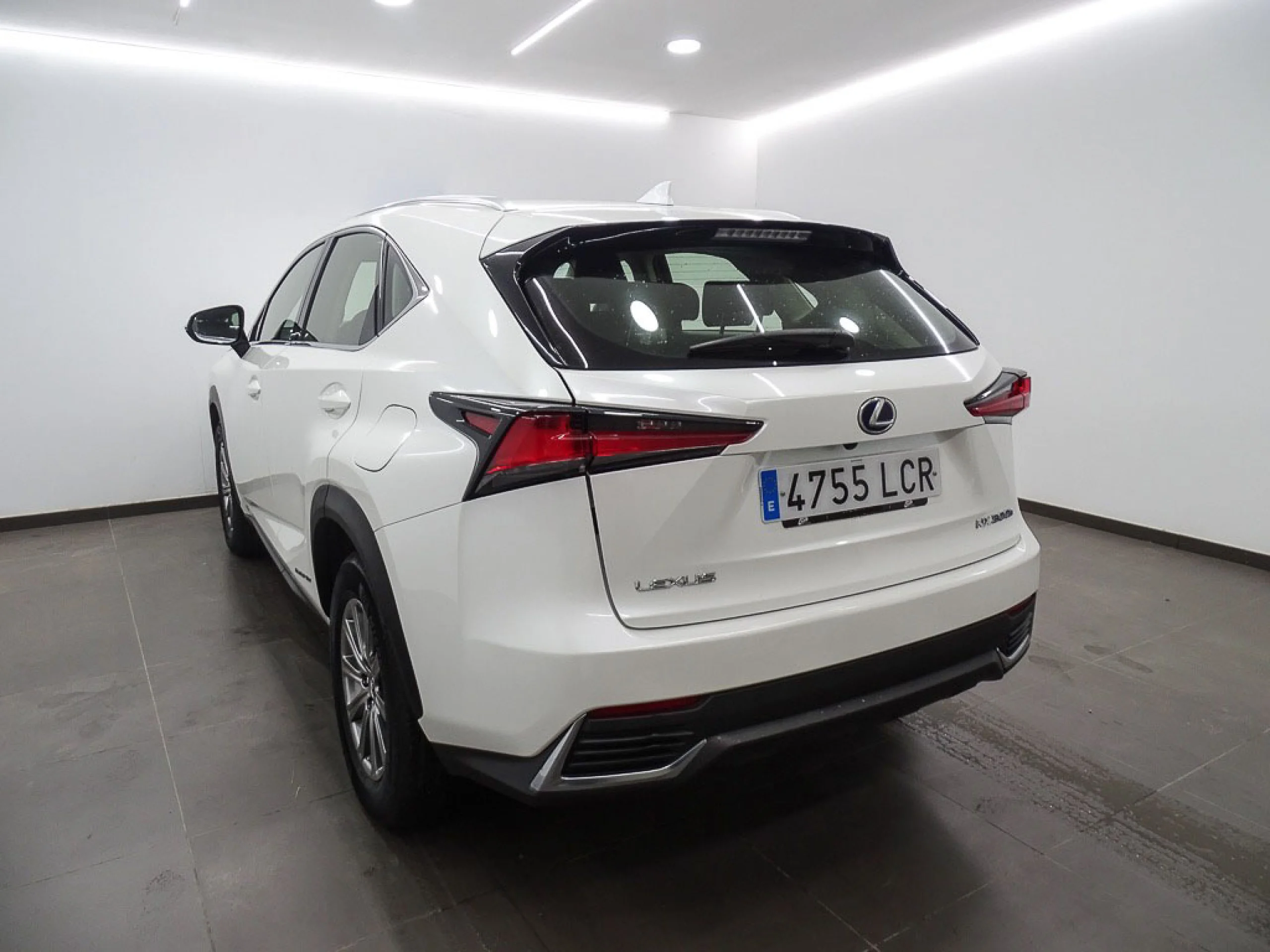 Lexus NX 300h NX 2.5 300h Business 2WD - Foto 4