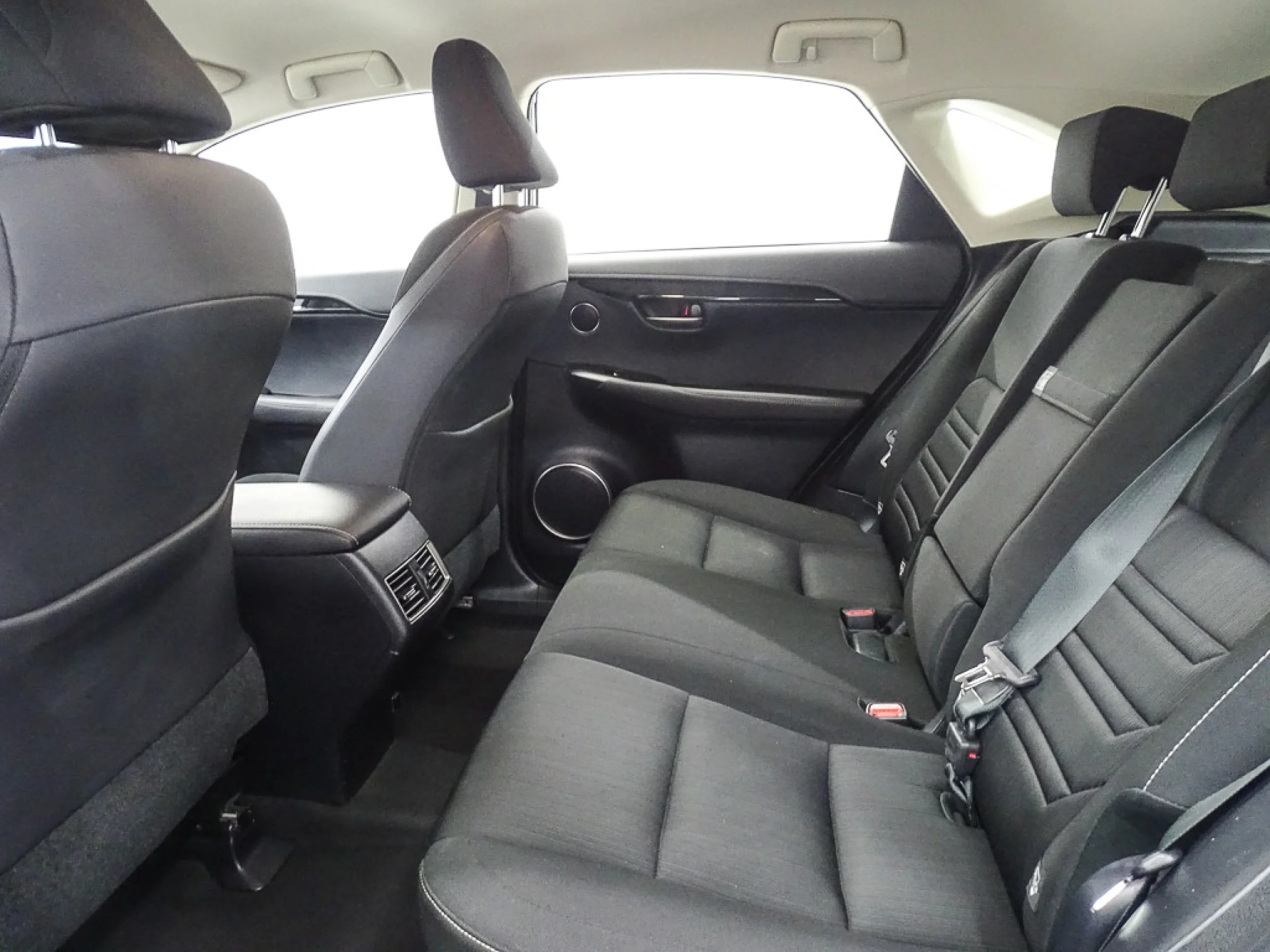 Lexus NX 300h NX 2.5 300h Business 2WD - Foto 15