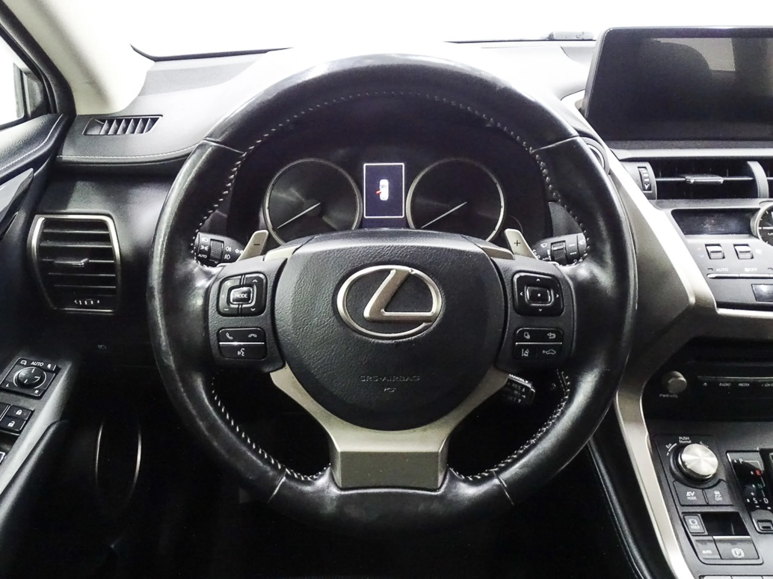 Lexus NX 300h NX 2.5 300h Business 2WD - Foto 21