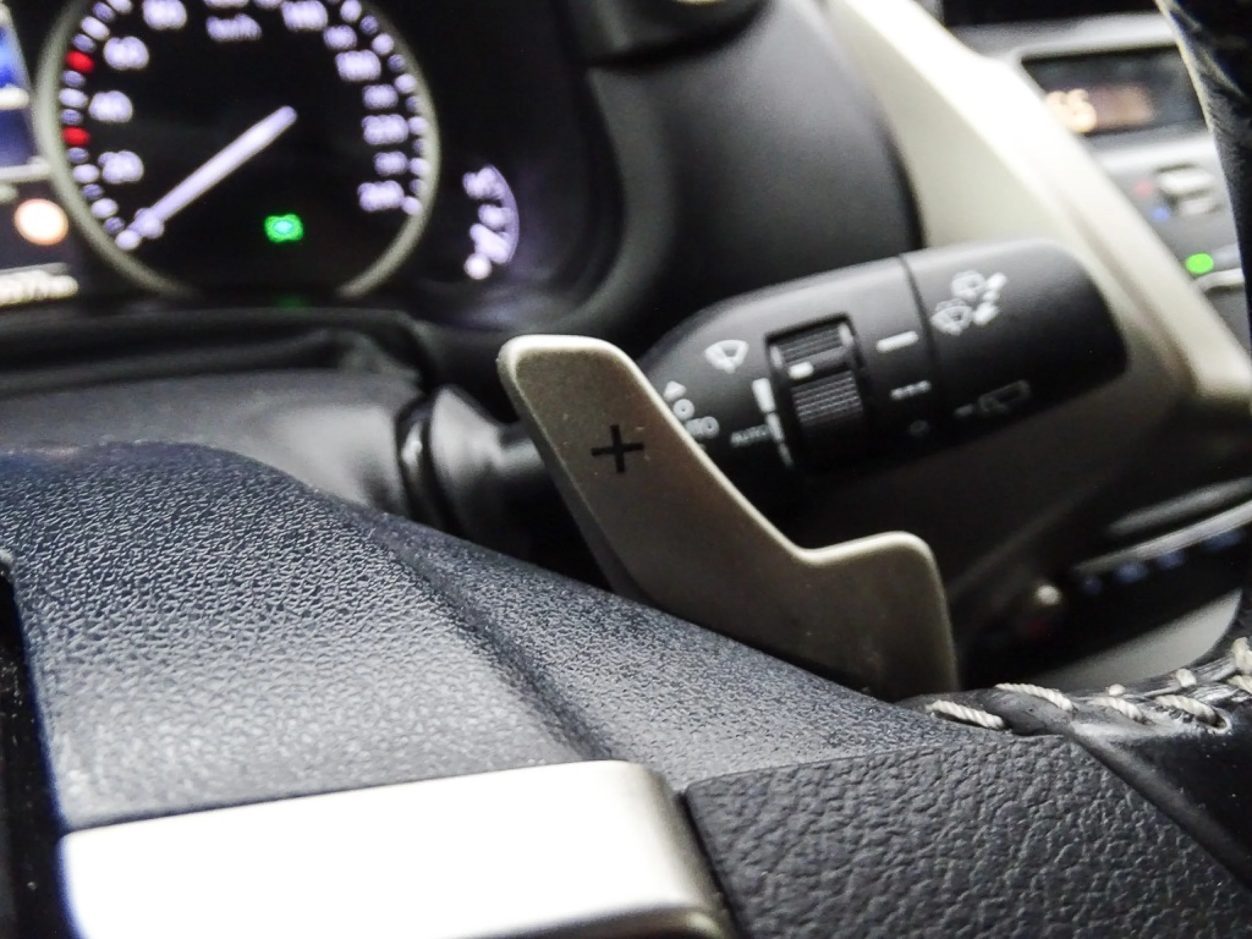Lexus NX 300h NX 2.5 300h Business 2WD - Foto 22