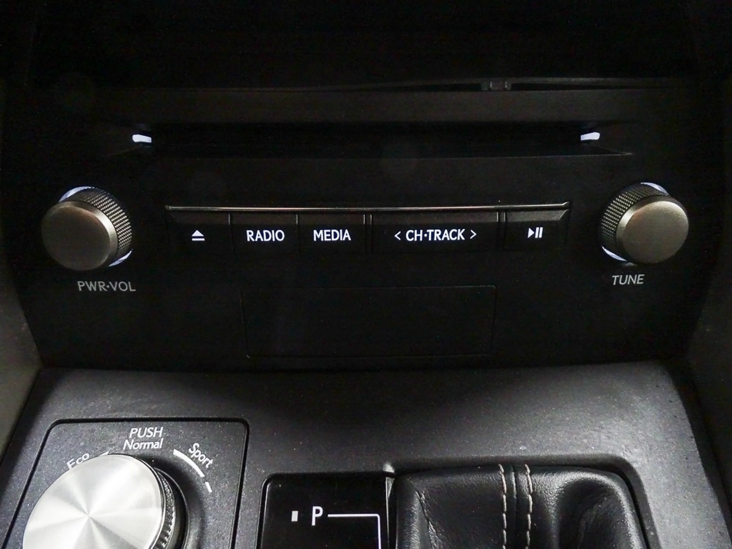 Lexus NX 300h NX 2.5 300h Business 2WD - Foto 25