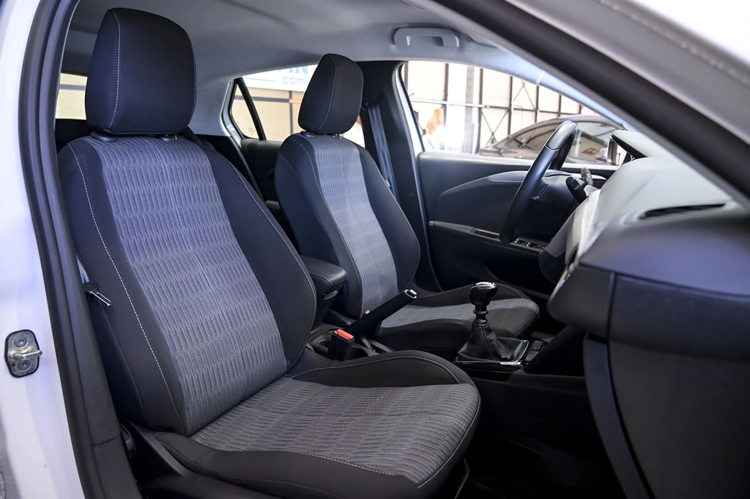 Opel Corsa 1.2T XHL 74kW 100CV Edition - Foto 31