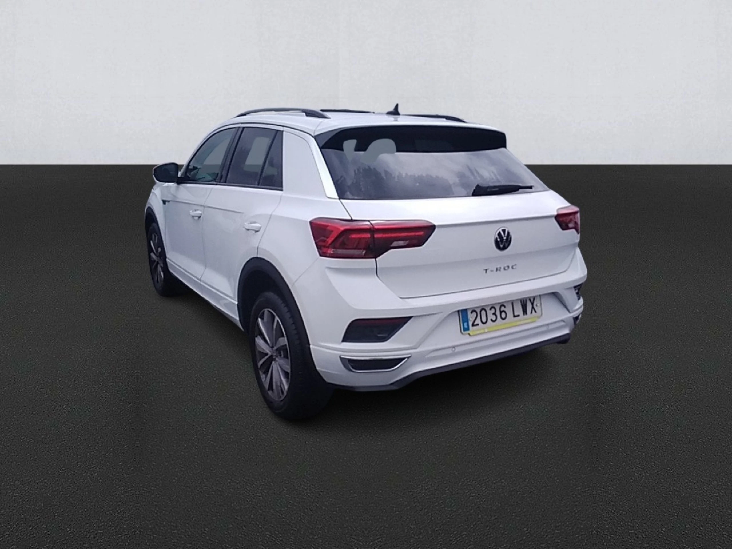 Volkswagen T-Roc (O) Advance R-Line 1.0 TSI 81kW (110CV) - Foto 6
