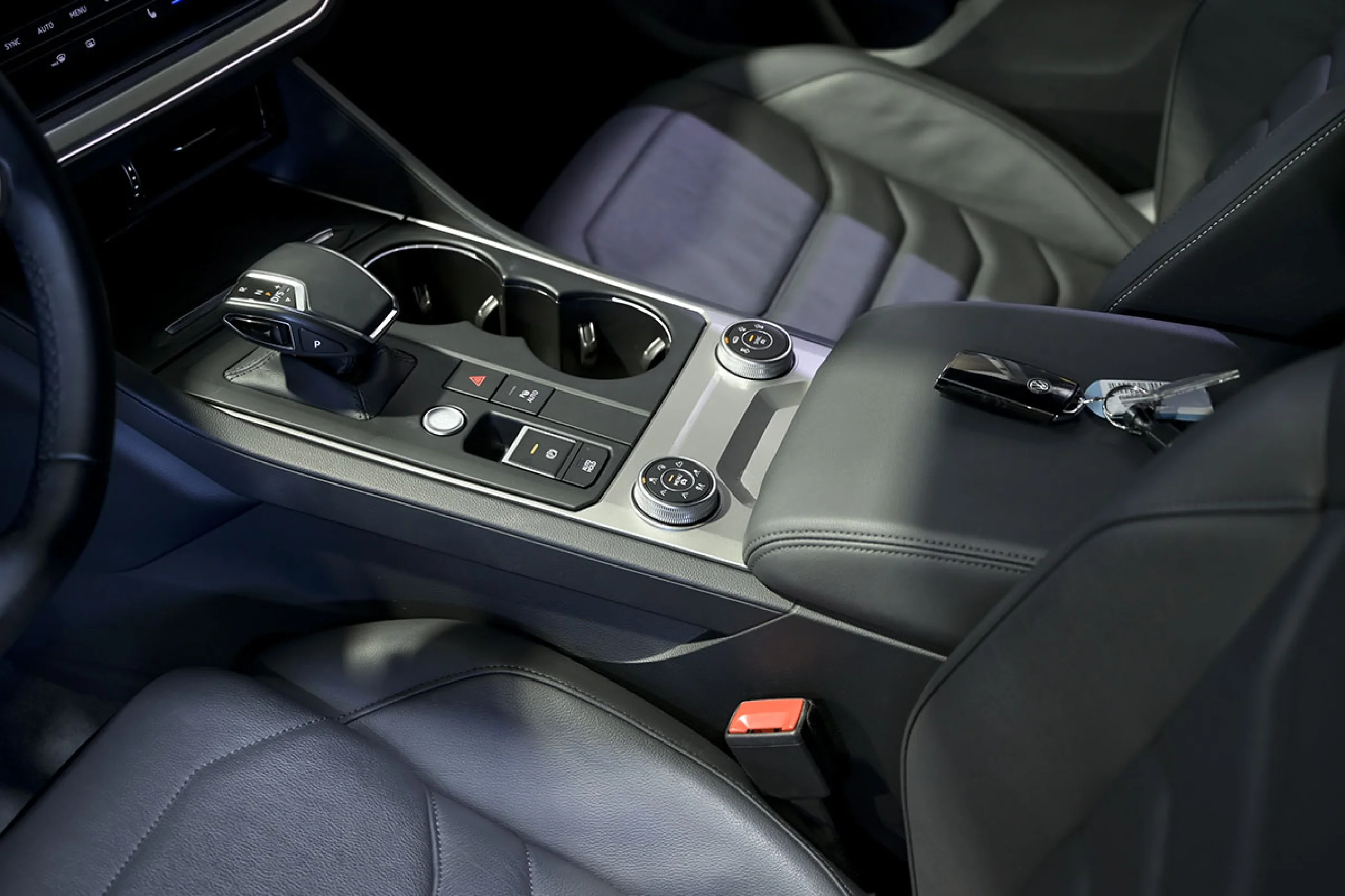 Volkswagen Touareg Prem Eleg 3.0 V6 TDI 210kW Tip 4M - Foto 31