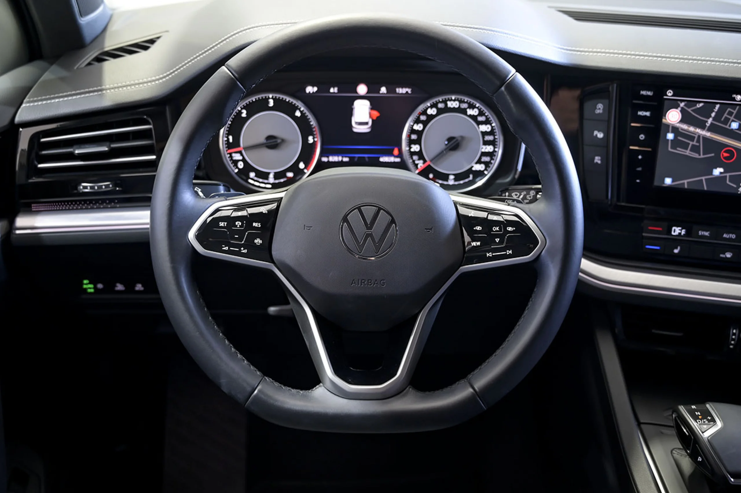 Volkswagen Touareg Prem Eleg 3.0 V6 TDI 210kW Tip 4M - Foto 26