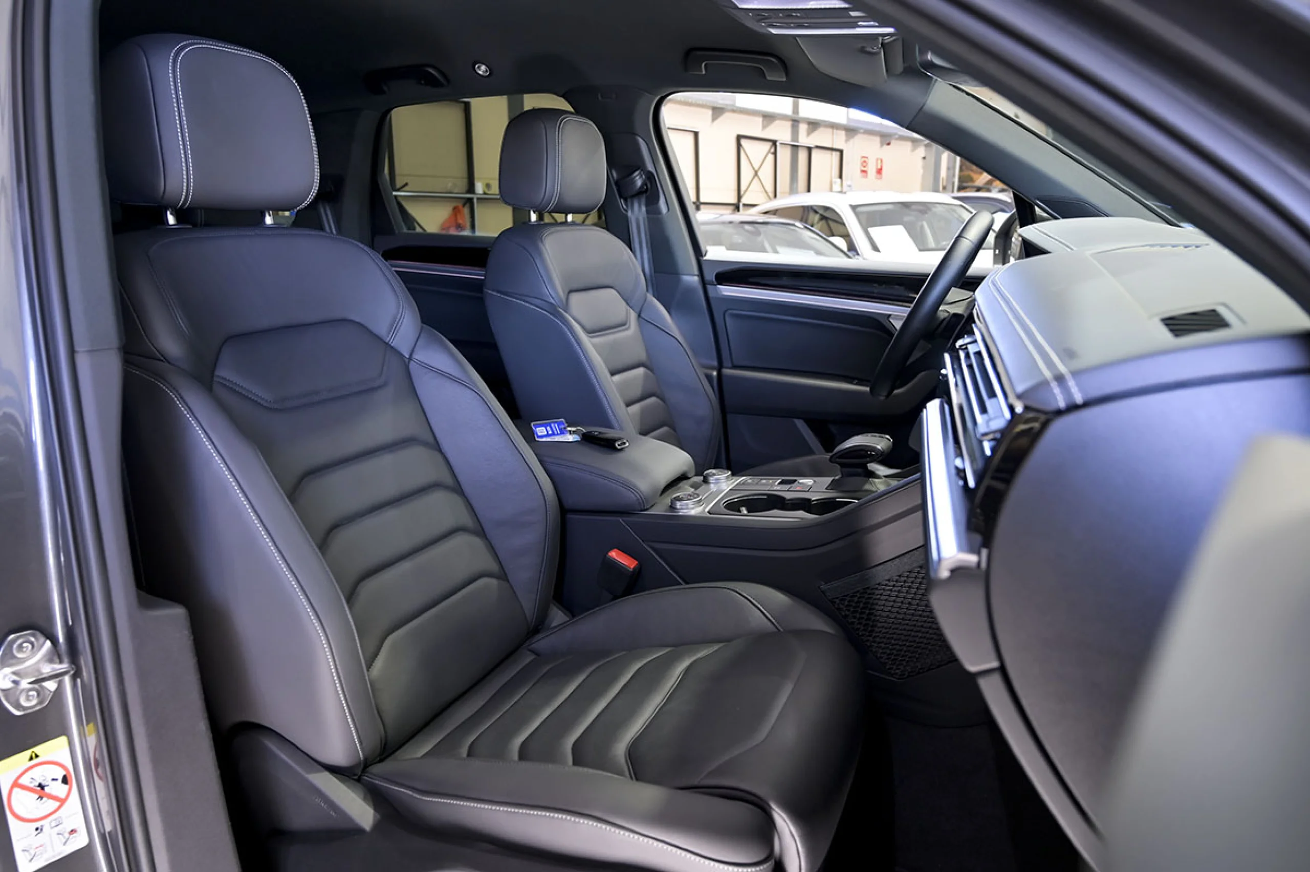 Volkswagen Touareg Prem Eleg 3.0 V6 TDI 210kW Tip 4M - Foto 33