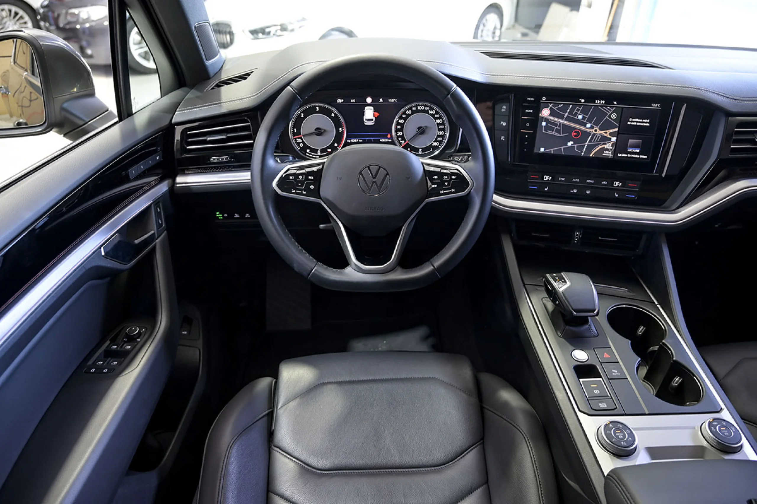 Volkswagen Touareg Prem Eleg 3.0 V6 TDI 210kW Tip 4M - Foto 35