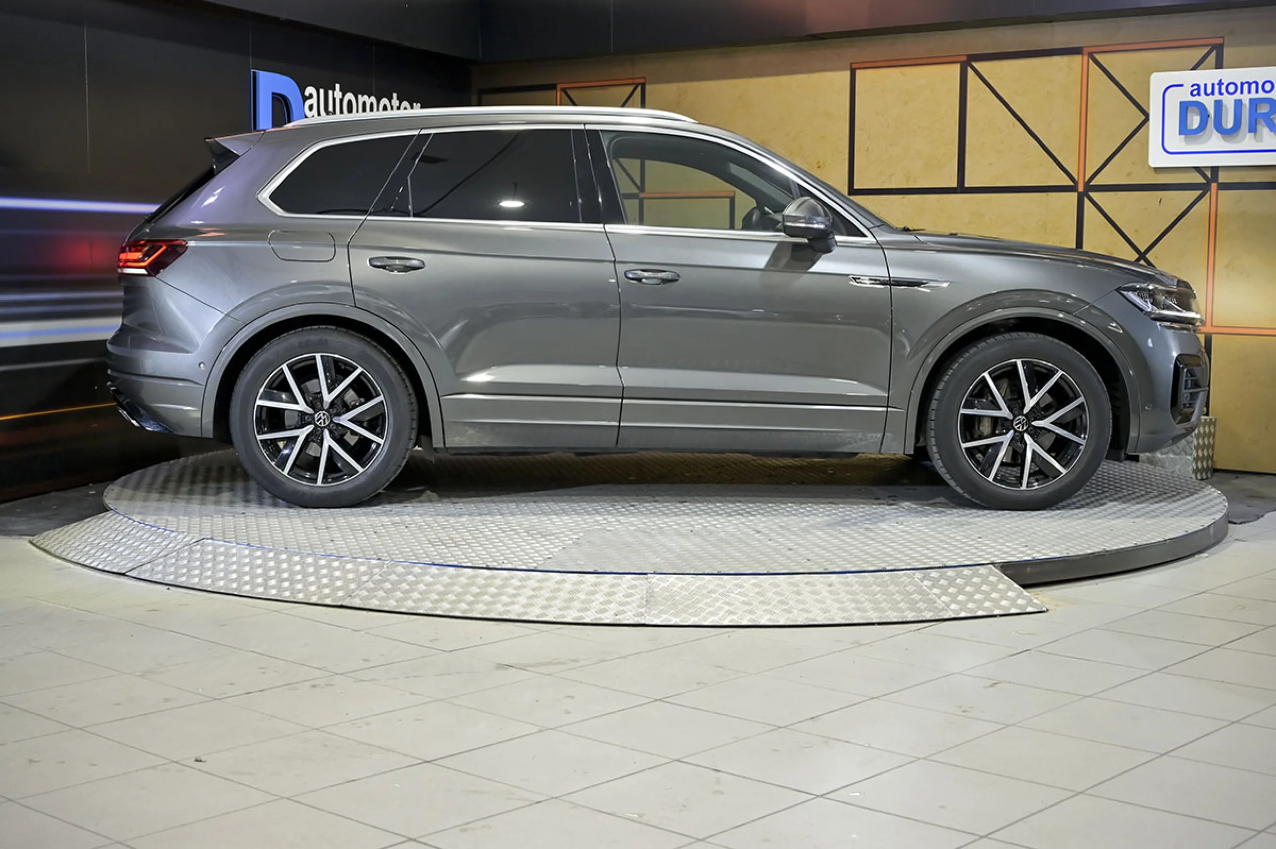 Volkswagen Touareg Prem Eleg 3.0 V6 TDI 210kW Tip 4M - Foto 20