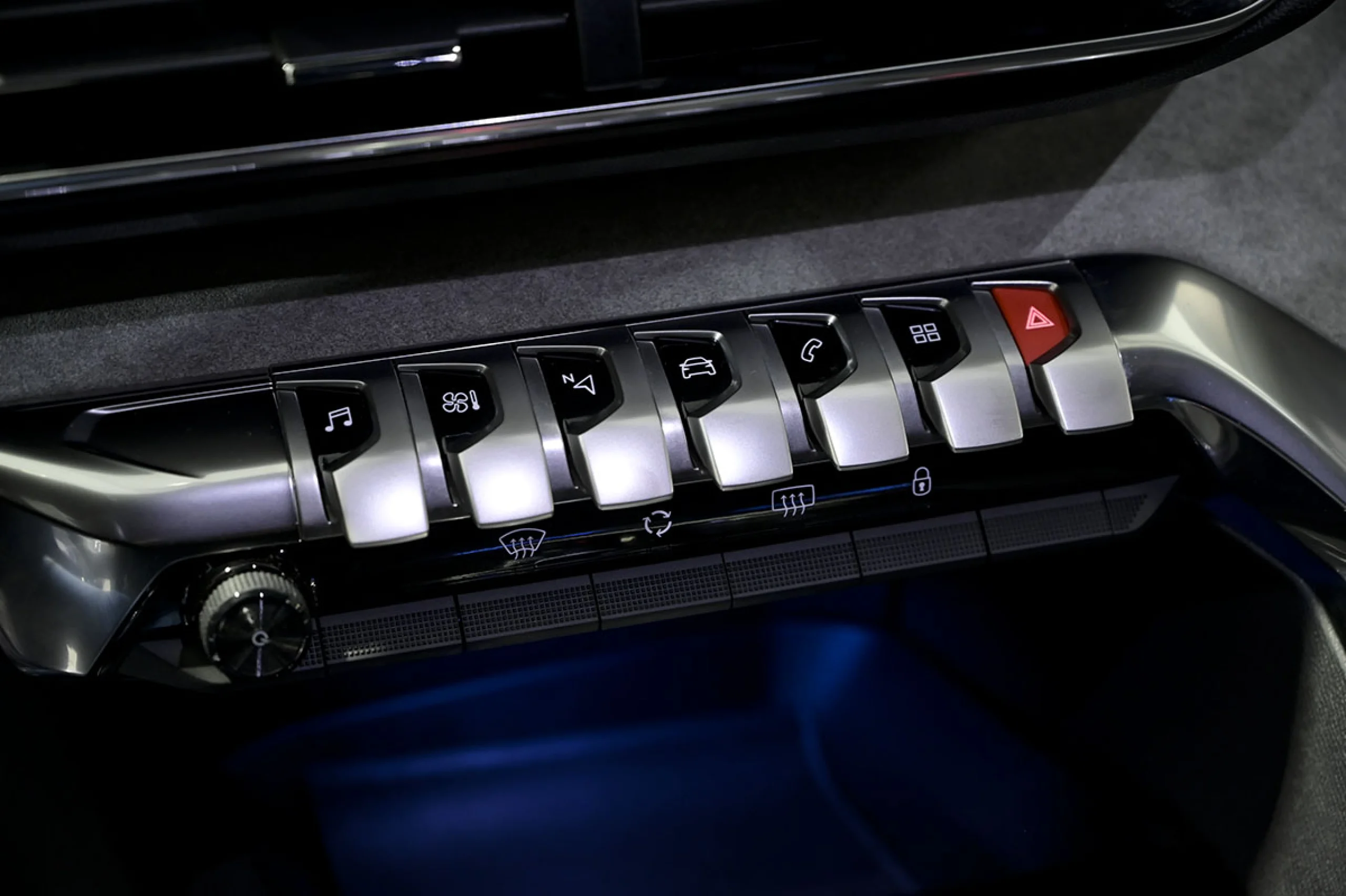 Peugeot 3008 1.5 BlueHDi 96kW SS GT EAT8 - Foto 33