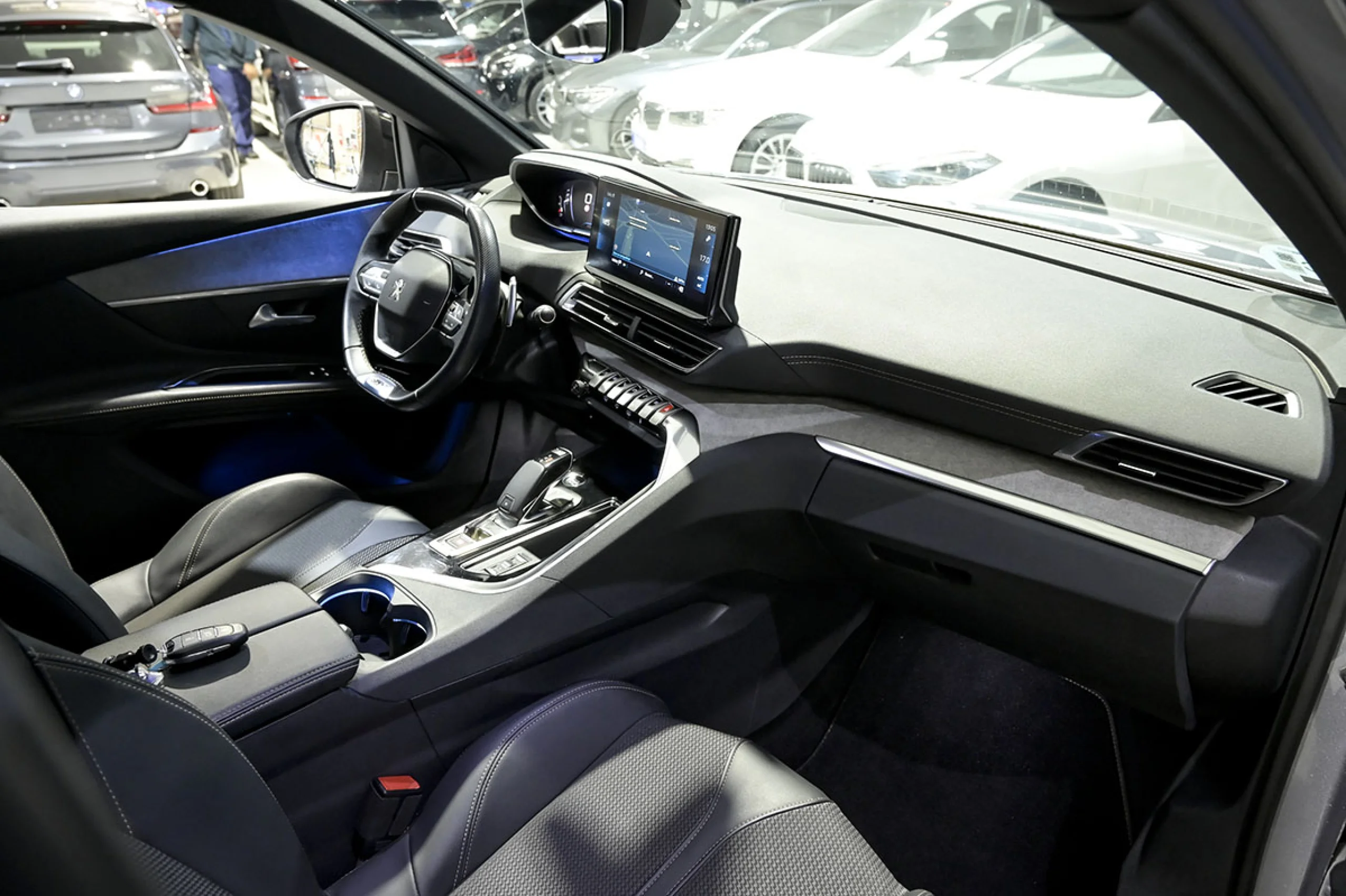 Peugeot 3008 1.5 BlueHDi 96kW SS GT EAT8 - Foto 38