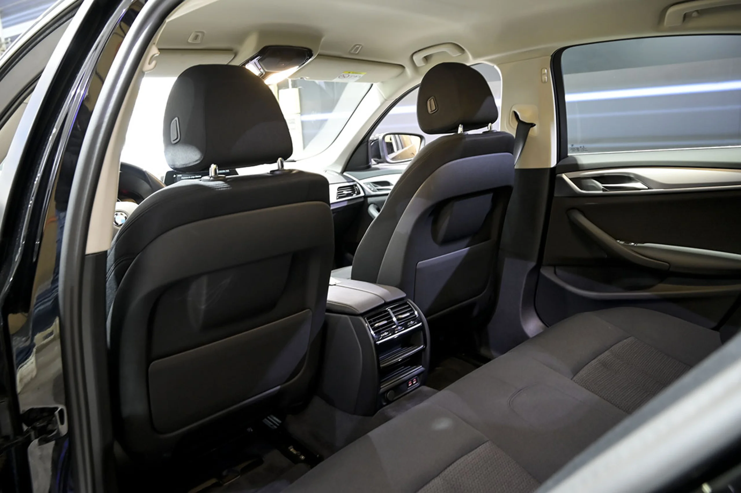 BMW 530 Serie 5 530e xDrive - Foto 16