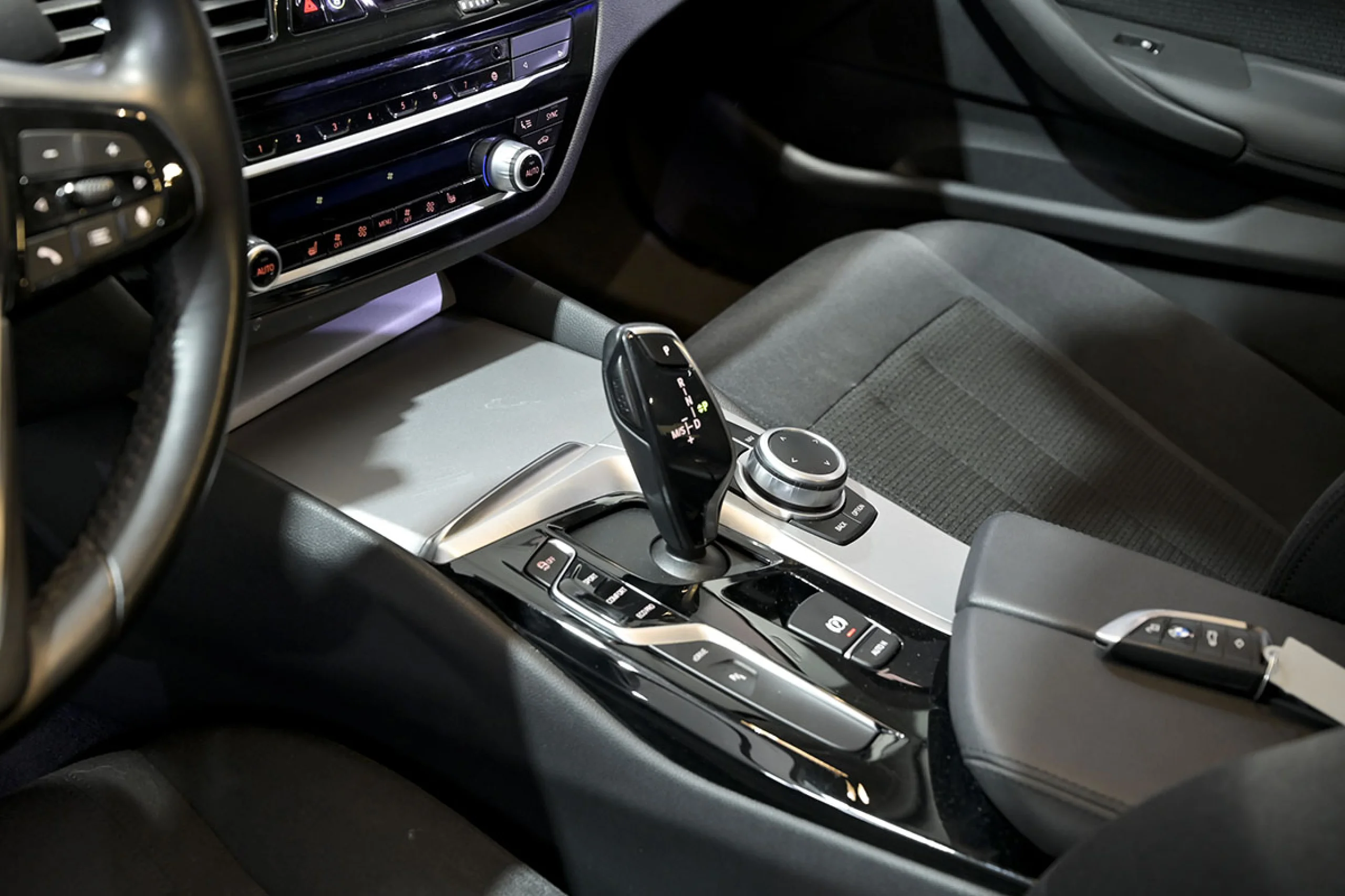 BMW 530 Serie 5 530e xDrive - Foto 38