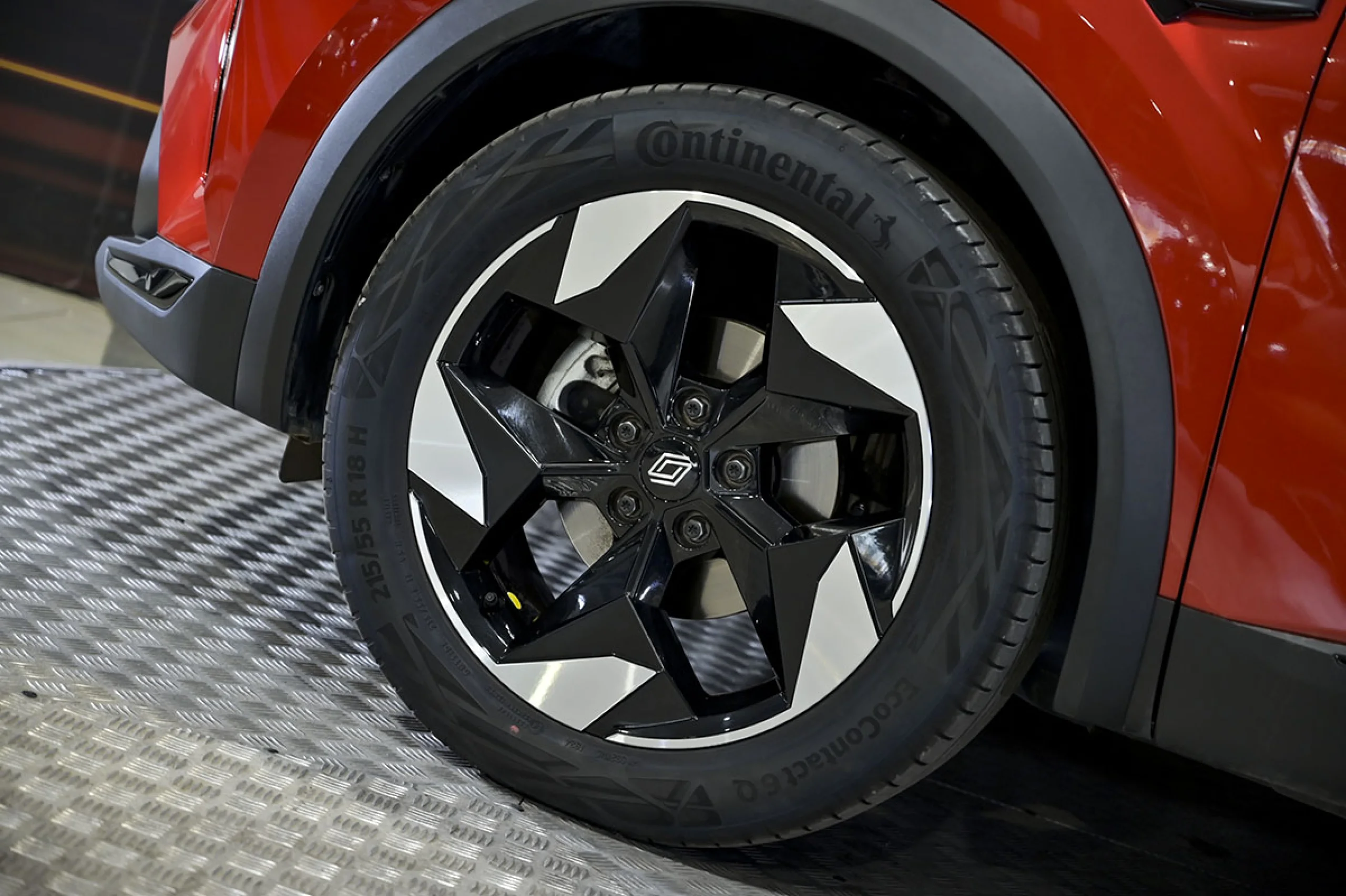 Renault Captur techno TCe 103 kW 140CV mild hybrid - Foto 14