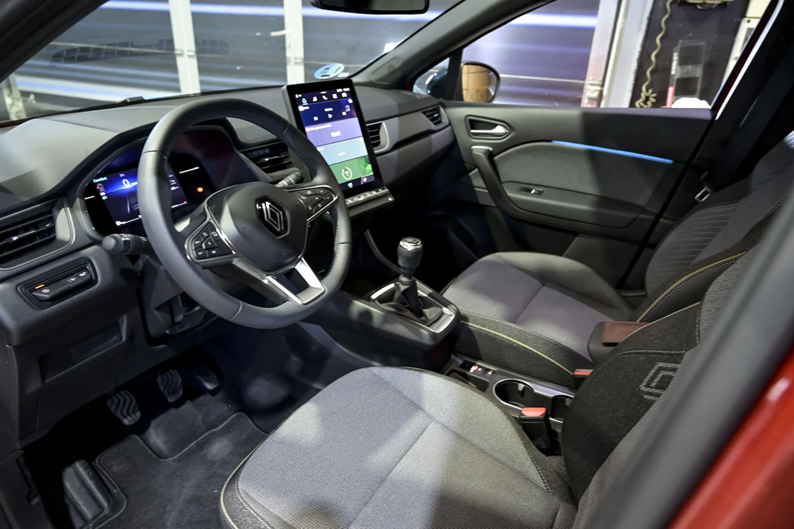 Renault Captur techno TCe 103 kW 140CV mild hybrid - Foto 6