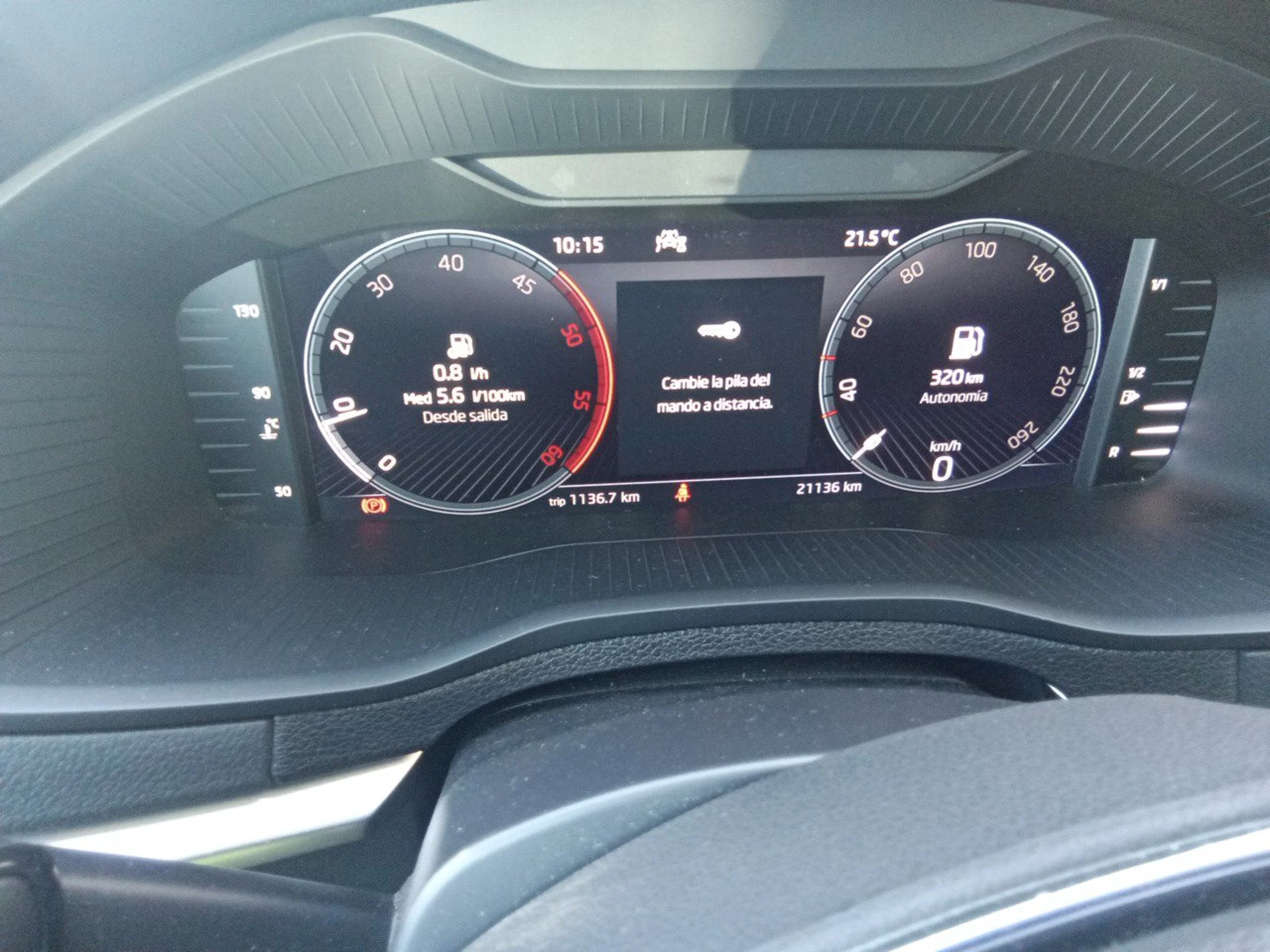 Skoda Karoq 2.0 TDI 85kW (115CV) Ambition - Foto 8