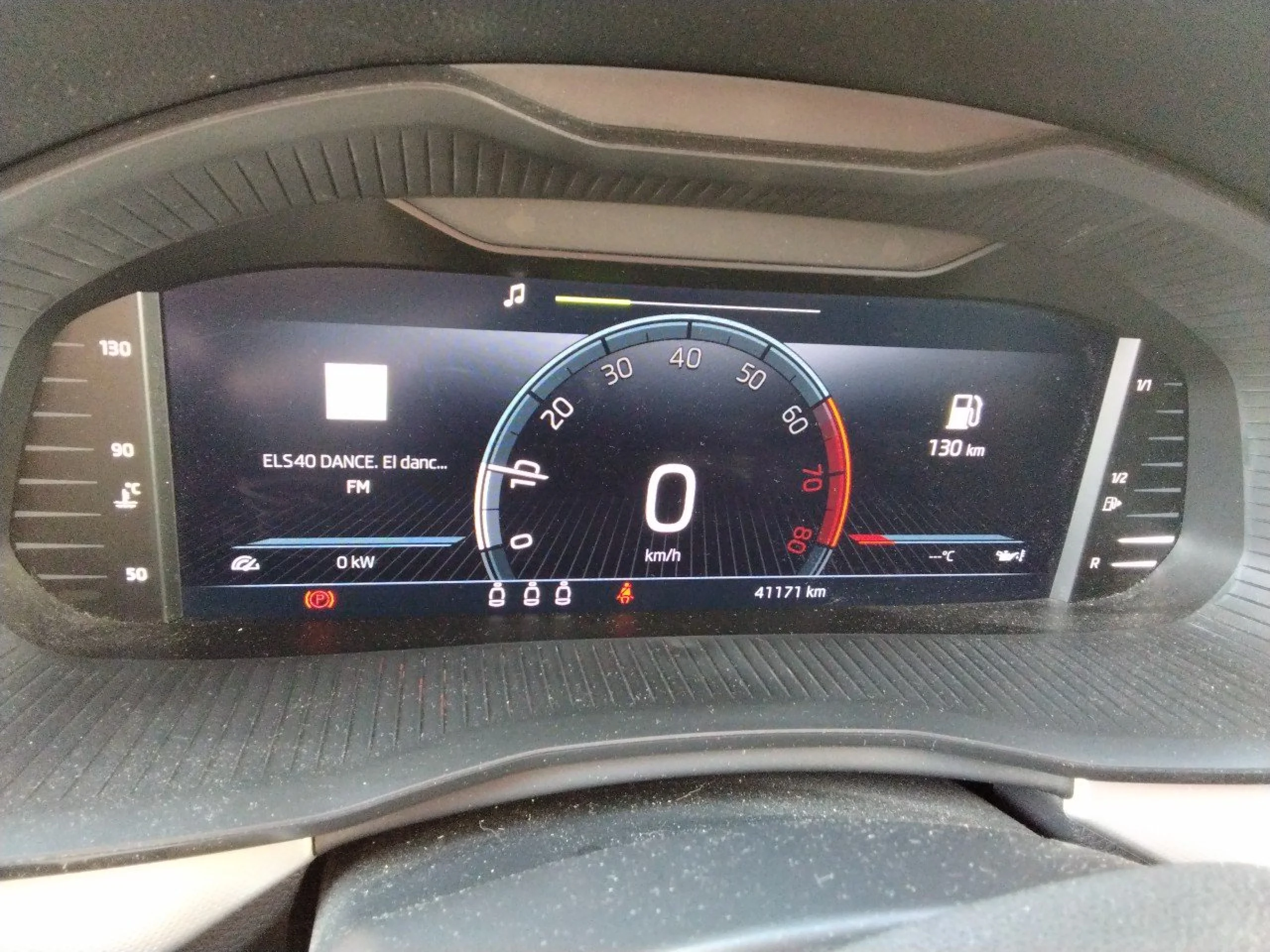 Skoda Kamiq 1.0 TSI 81kW (110CV) Emotion - Foto 8