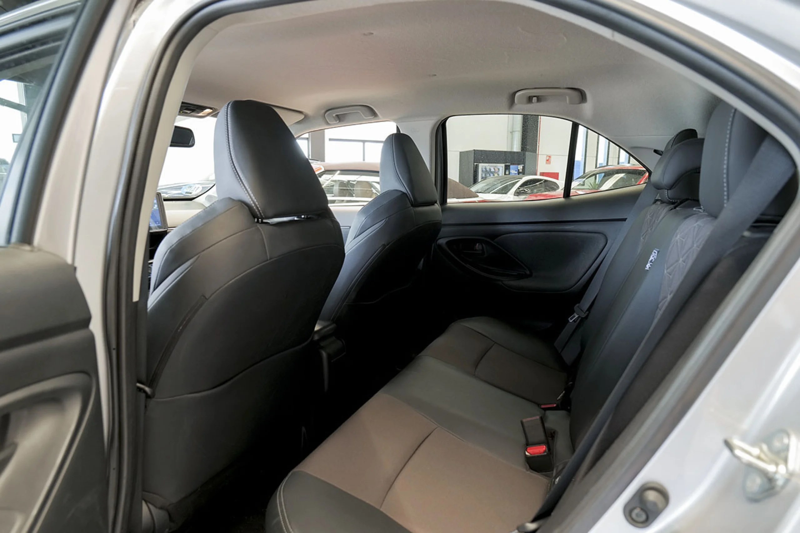 Toyota Yaris Cross 1.5 120H Style - Foto 14