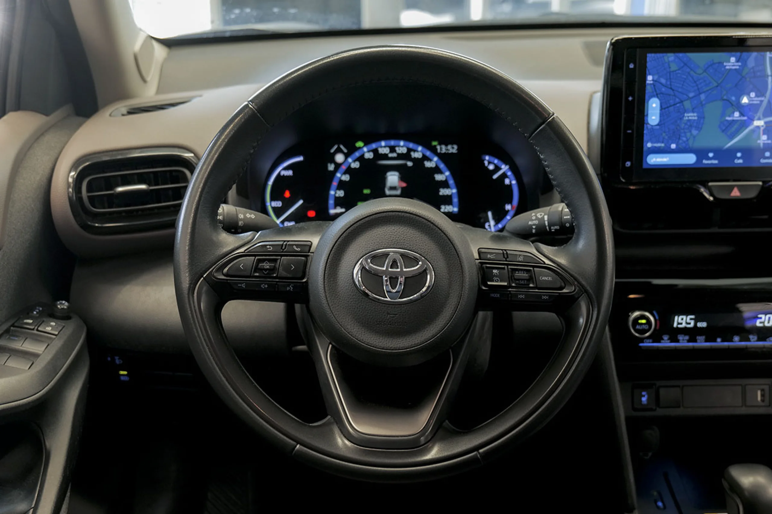 Toyota Yaris Cross 1.5 120H Style - Foto 23