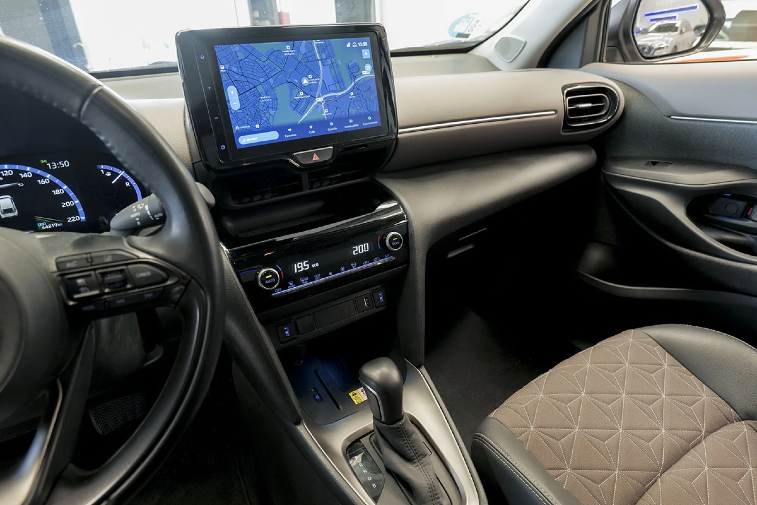 Toyota Yaris Cross 1.5 120H Style - Foto 24