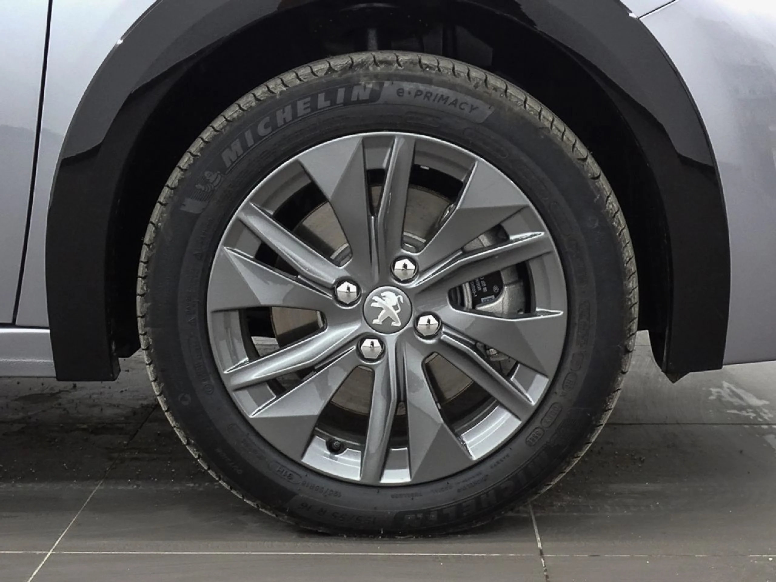 Peugeot 208 e-208 Electrico Active - Foto 12
