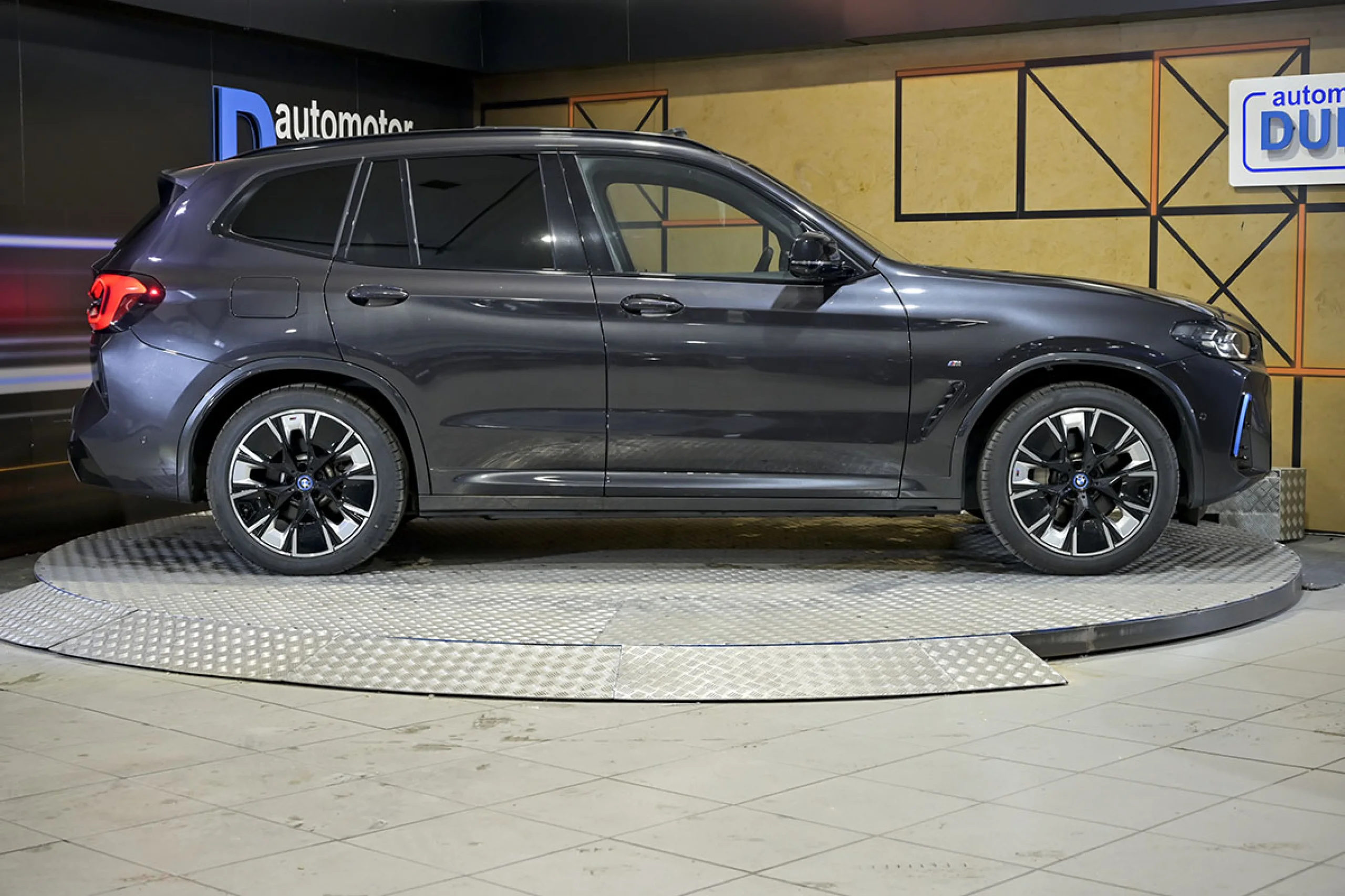 BMW IX3 80 kWh M Sport - Foto 19