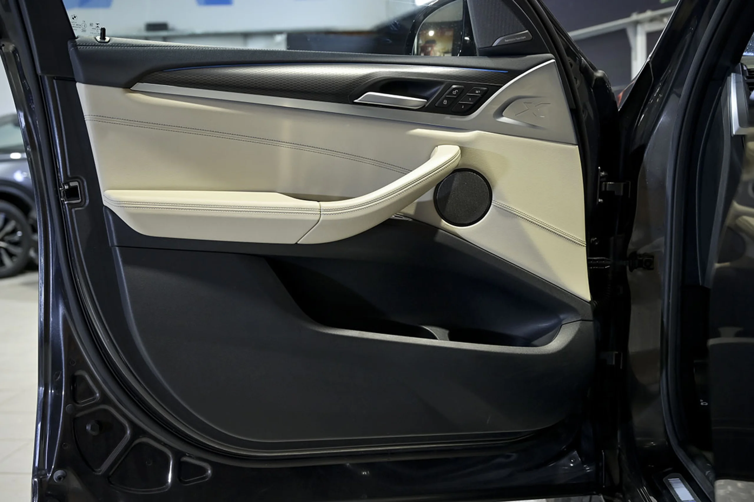 BMW IX3 80 kWh M Sport - Foto 20