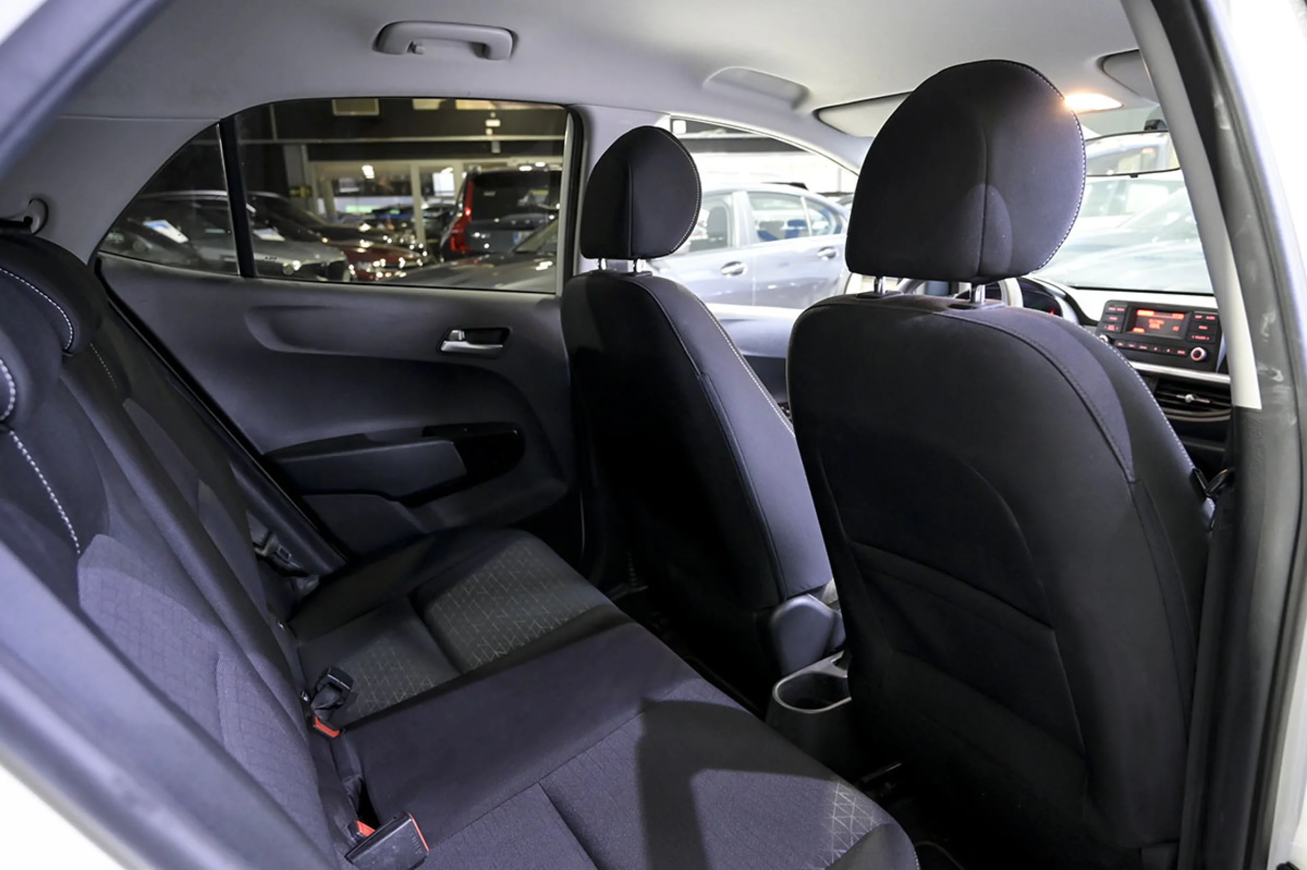 Kia Picanto 1.0 DPi 49kW 67CV Concept Pack Comfort - Foto 15